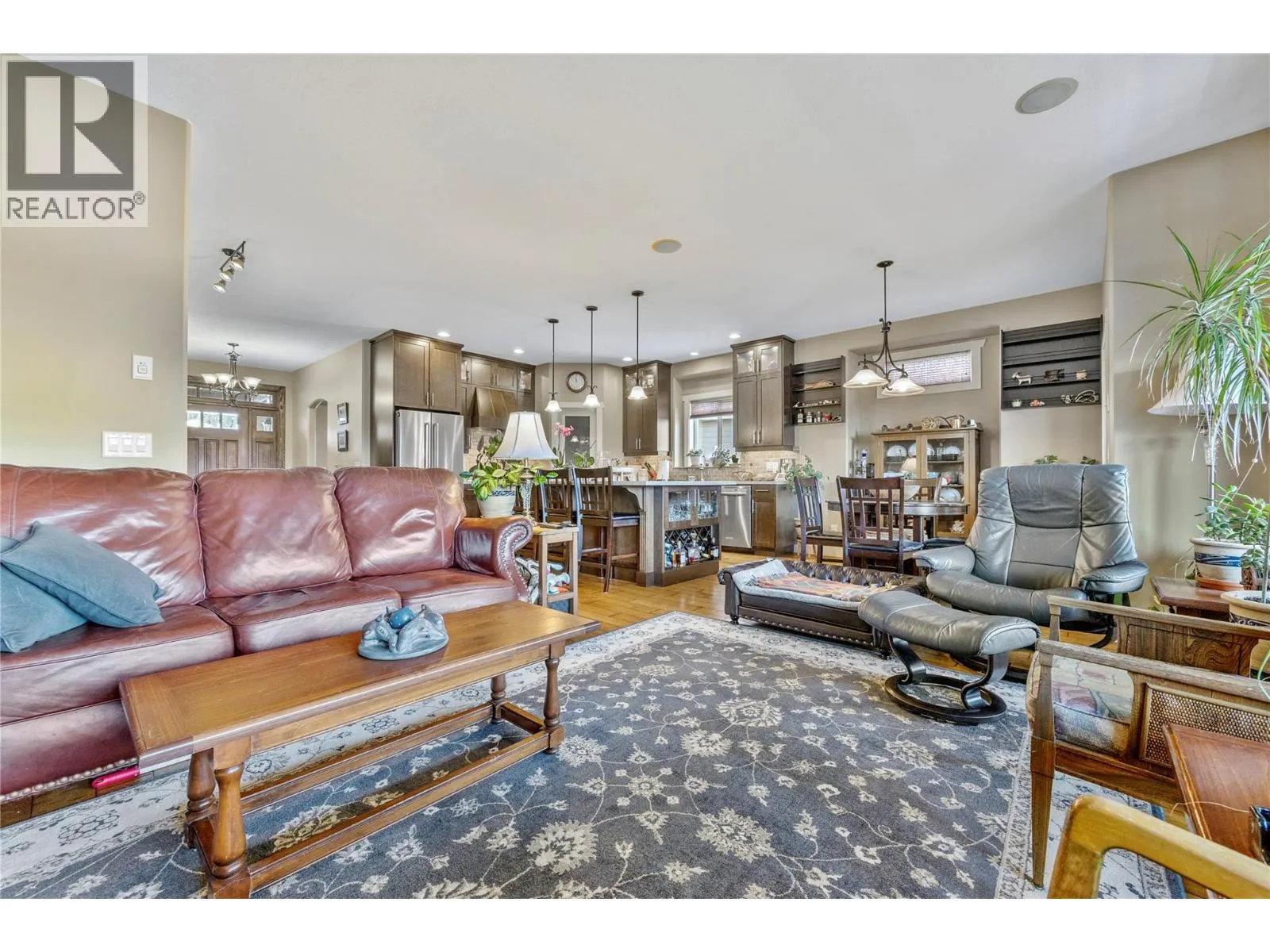 338 Prestwick Lane