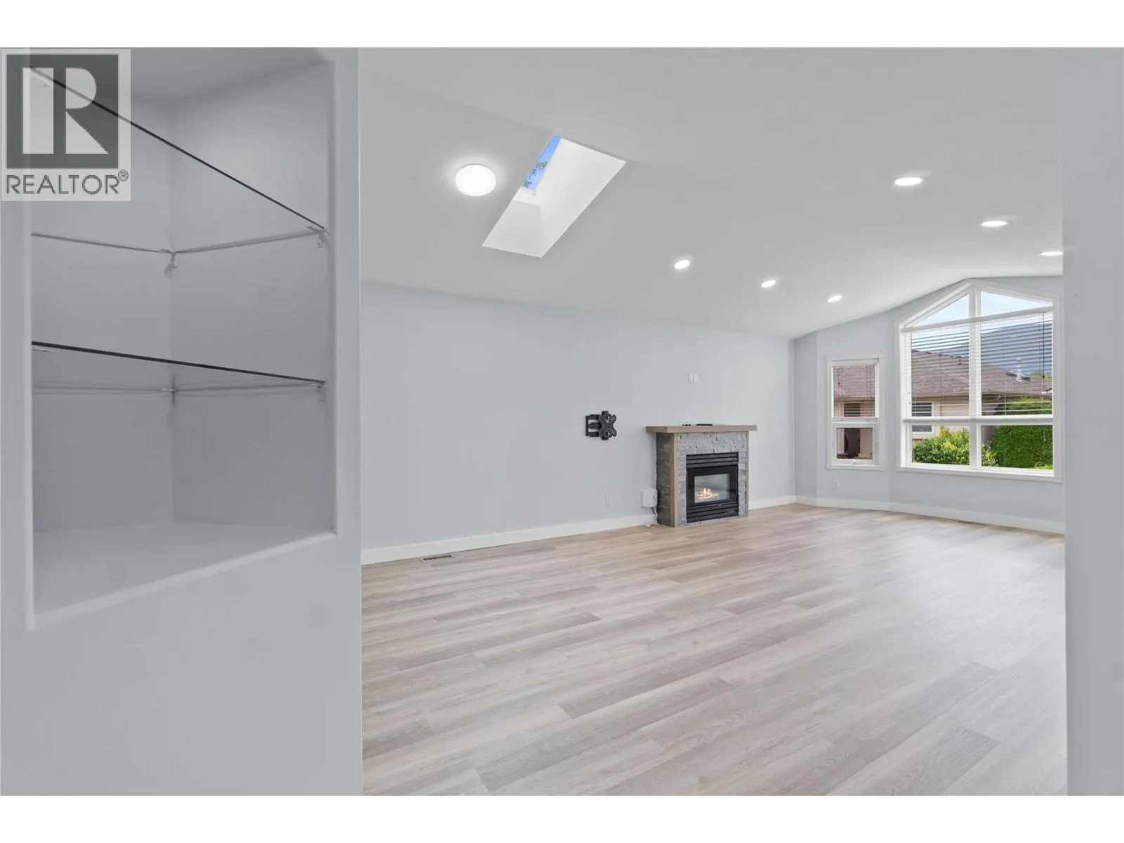 350 Hudson Street NW Unit# 3