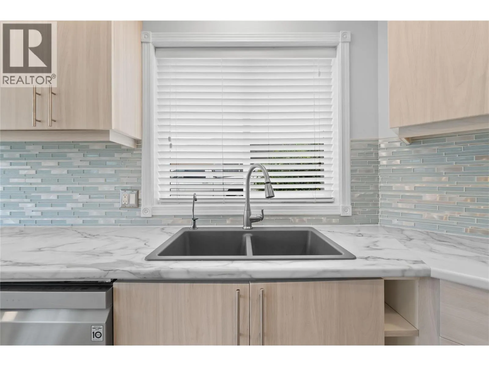 350 Hudson Street NW Unit# 3