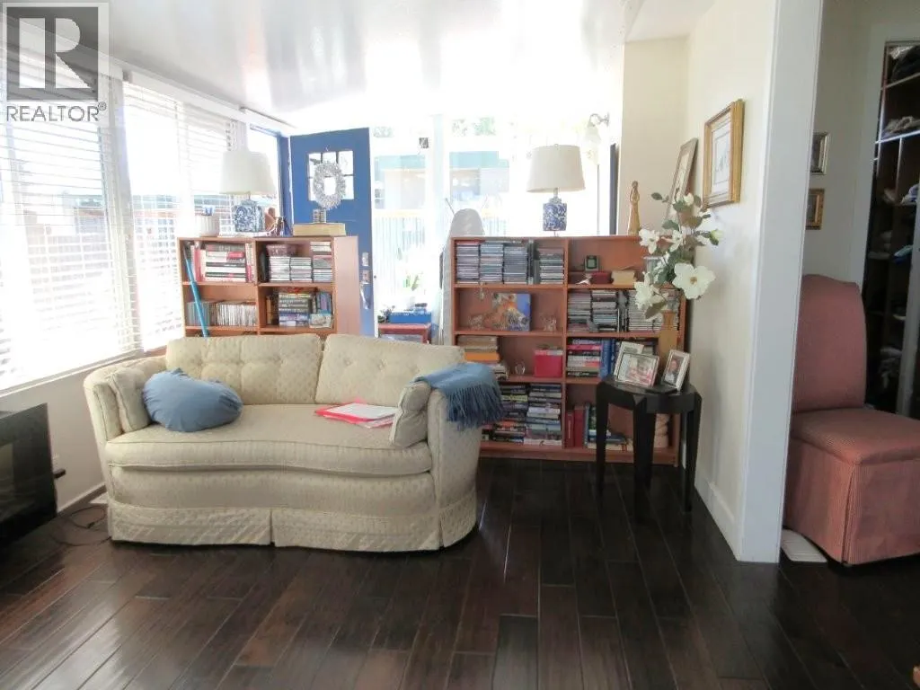 415 Commonwealth Road Unit# 590