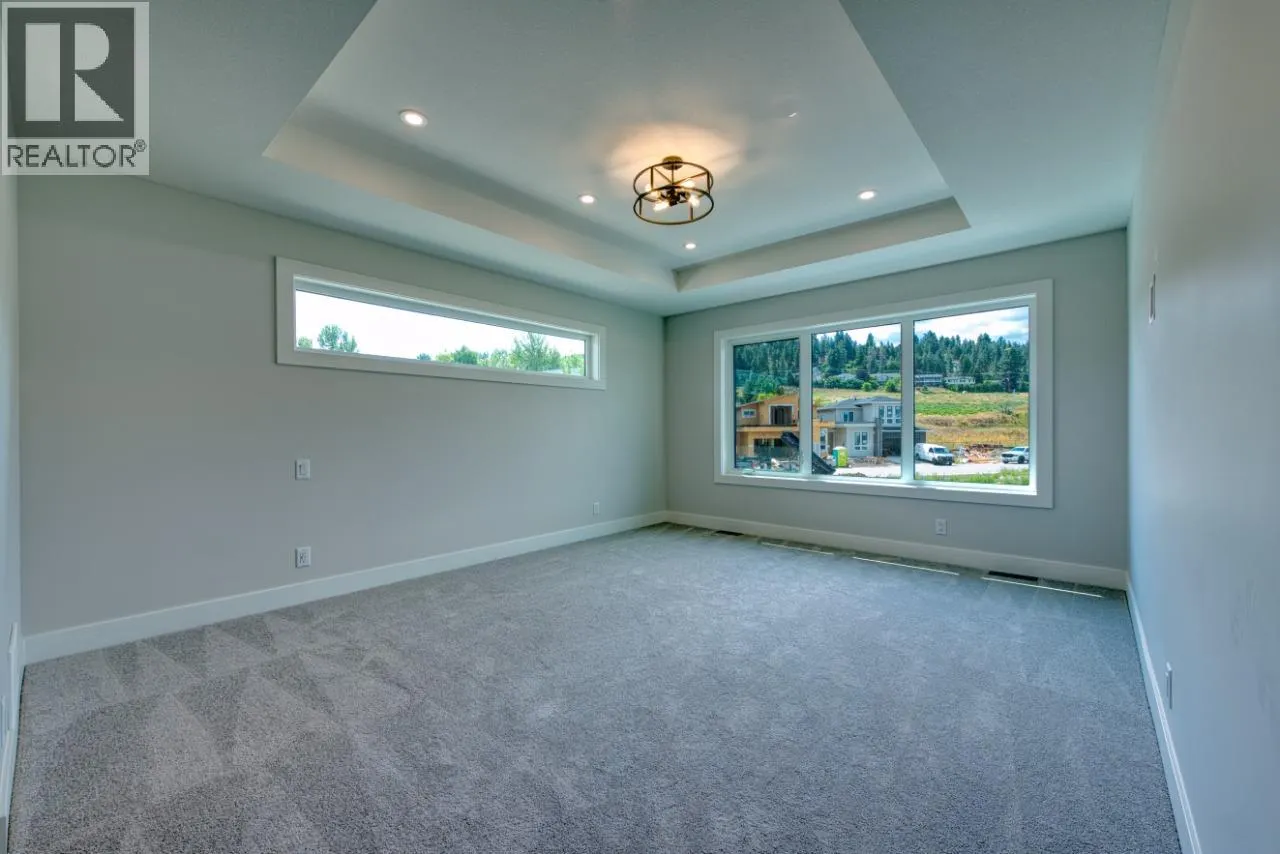 925 Bull Crescent