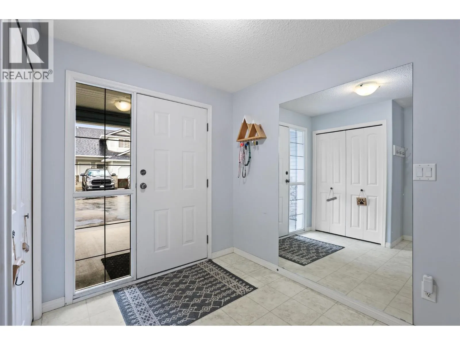1945 GRASSLANDS Boulevard Unit# 25