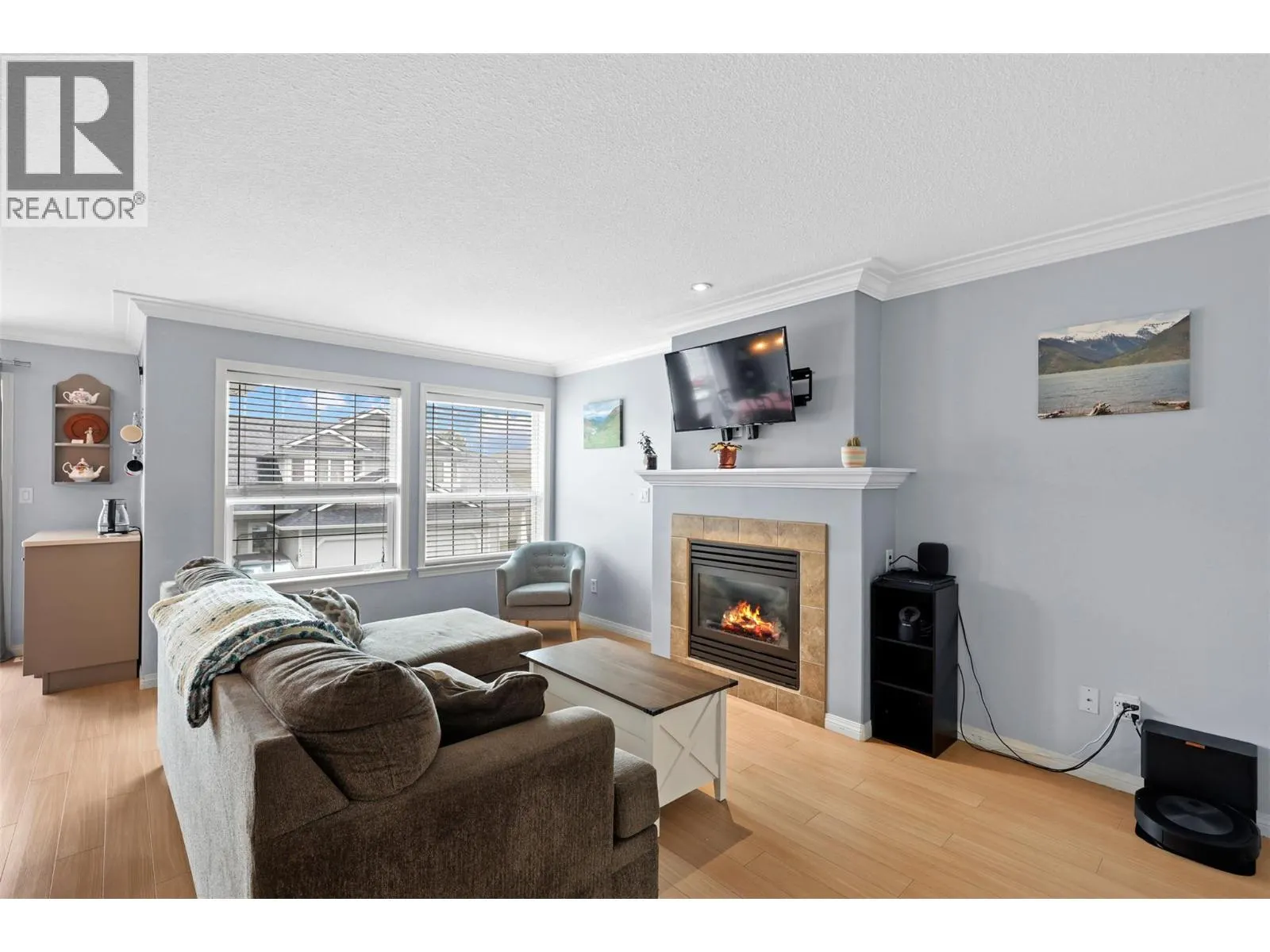 1945 GRASSLANDS Boulevard Unit# 25