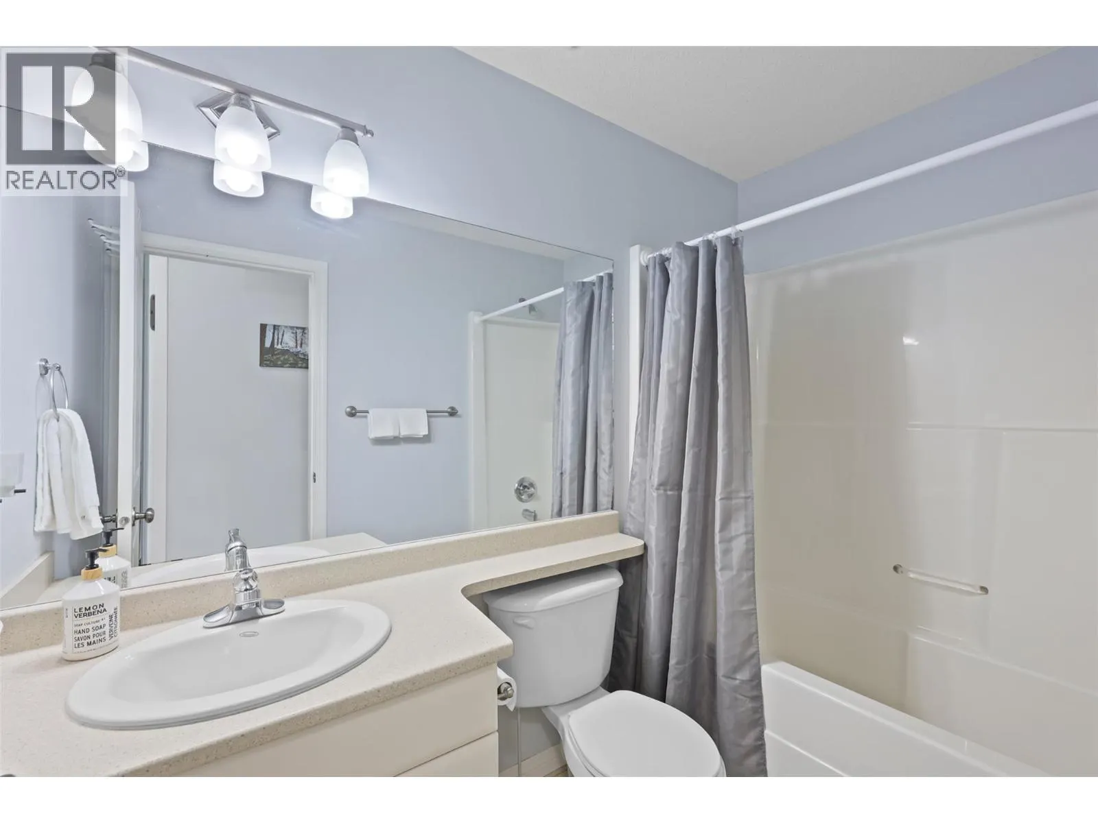 1945 GRASSLANDS Boulevard Unit# 25