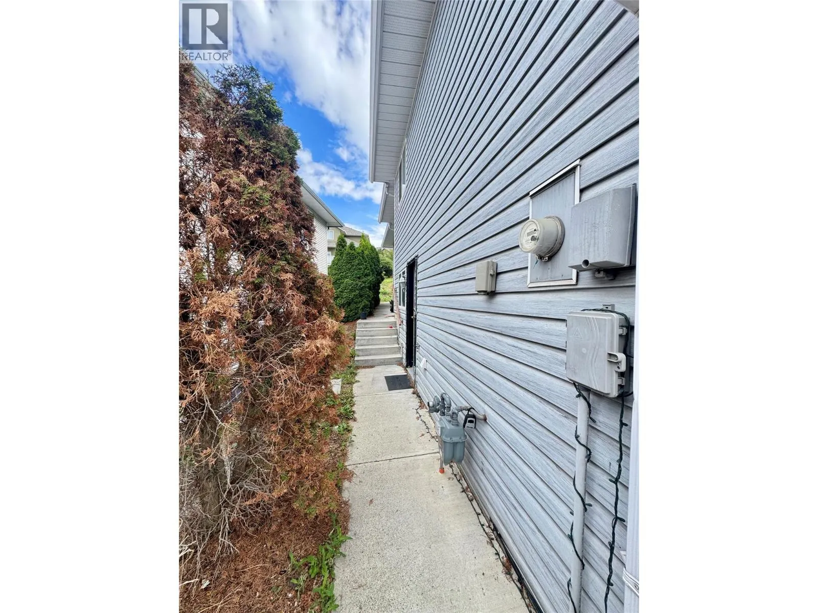 785 DUNROBIN Drive
