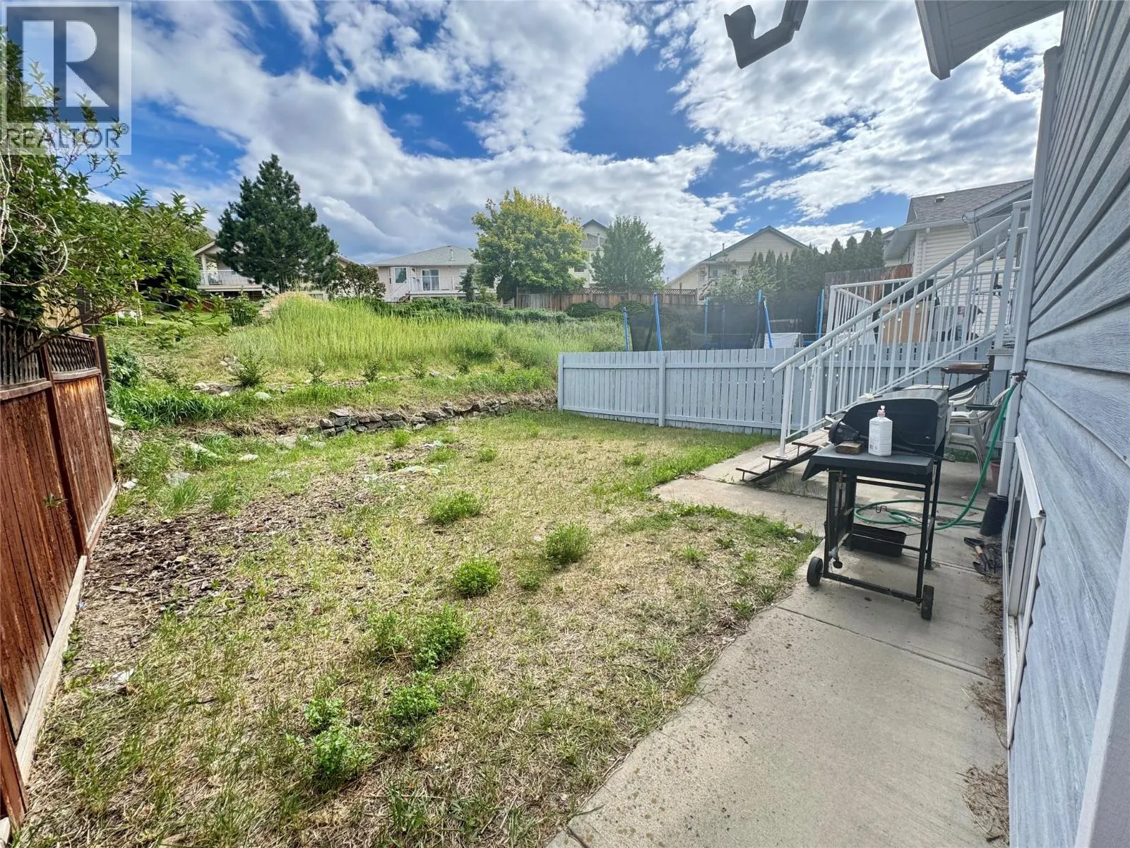785 DUNROBIN Drive