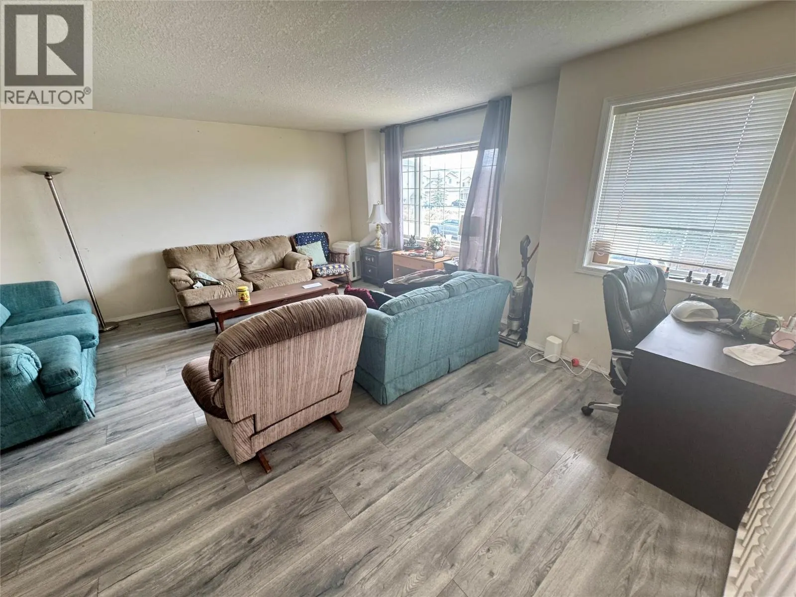 785 DUNROBIN Drive