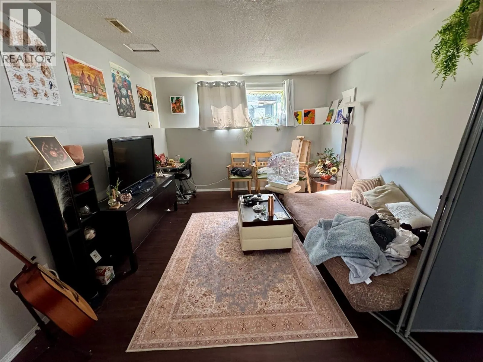 785 DUNROBIN Drive
