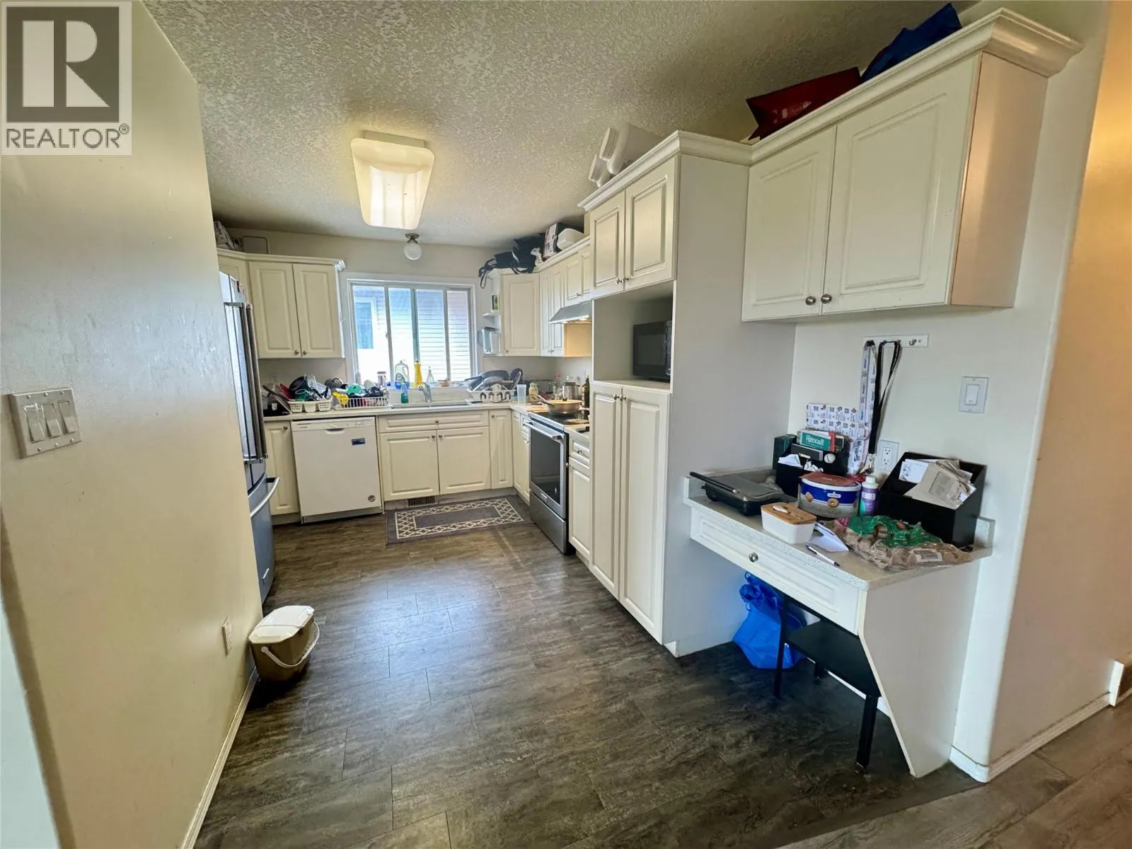 785 DUNROBIN Drive