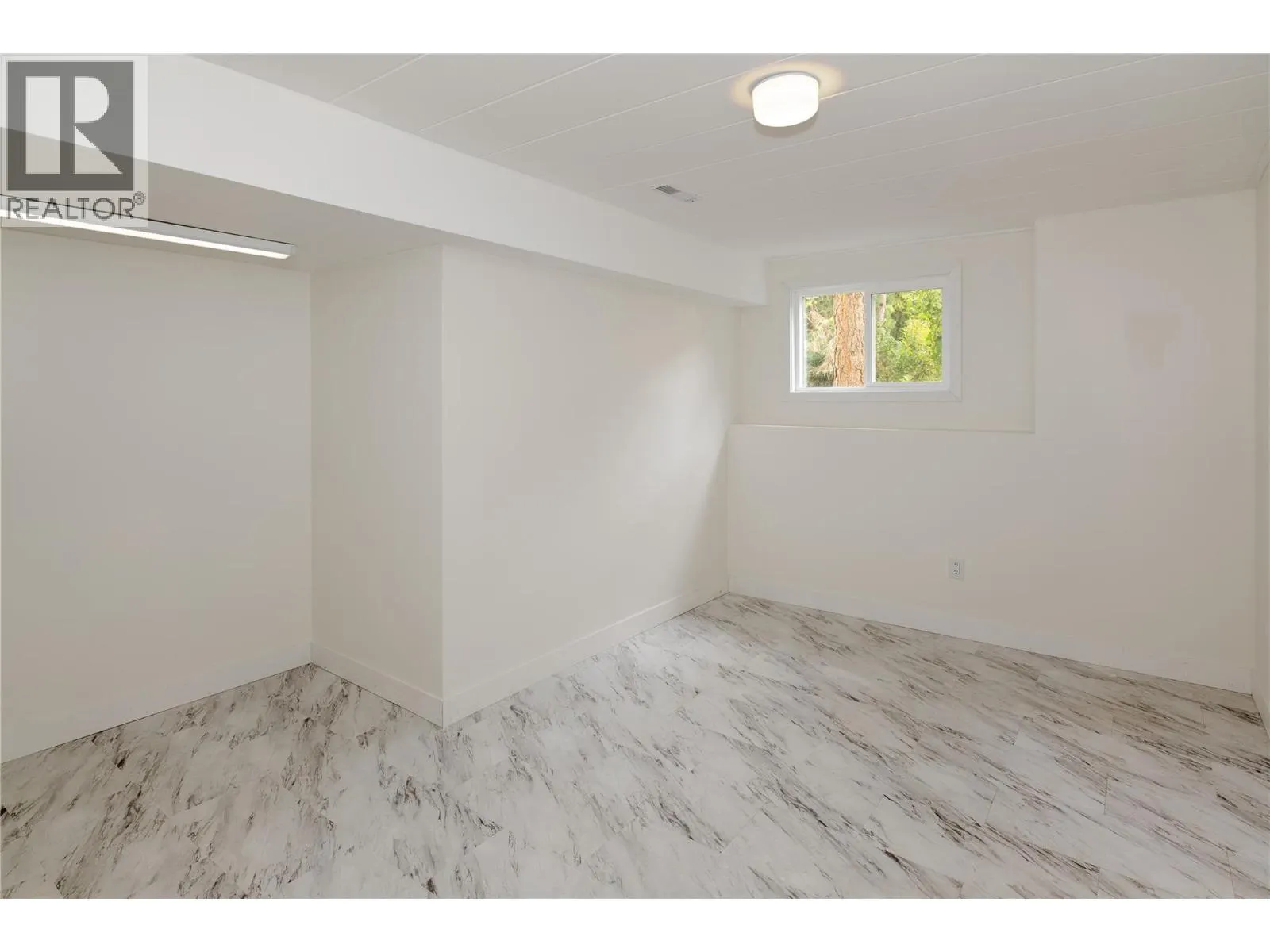 636 Thorneloe Road