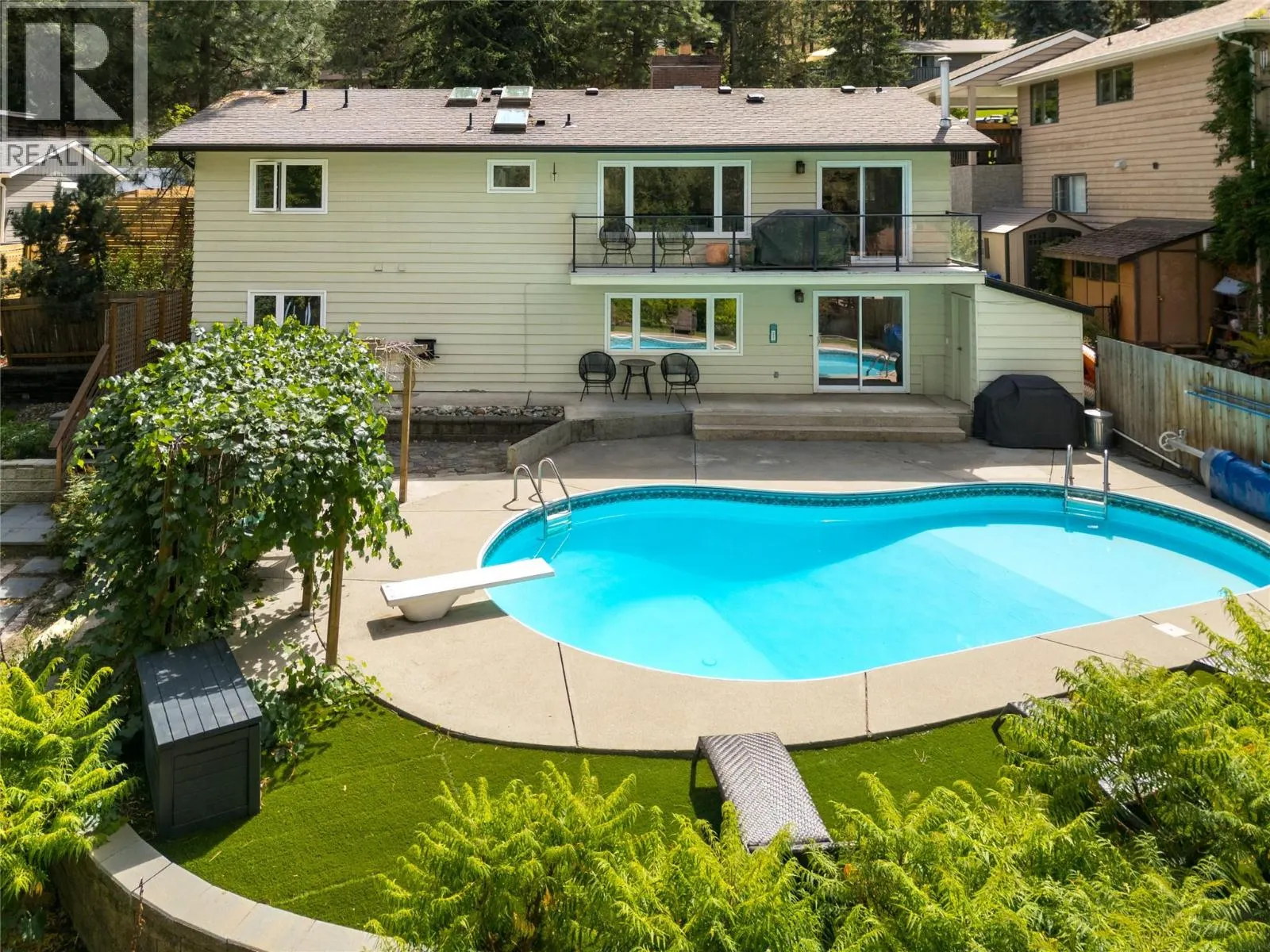 636 Thorneloe Road