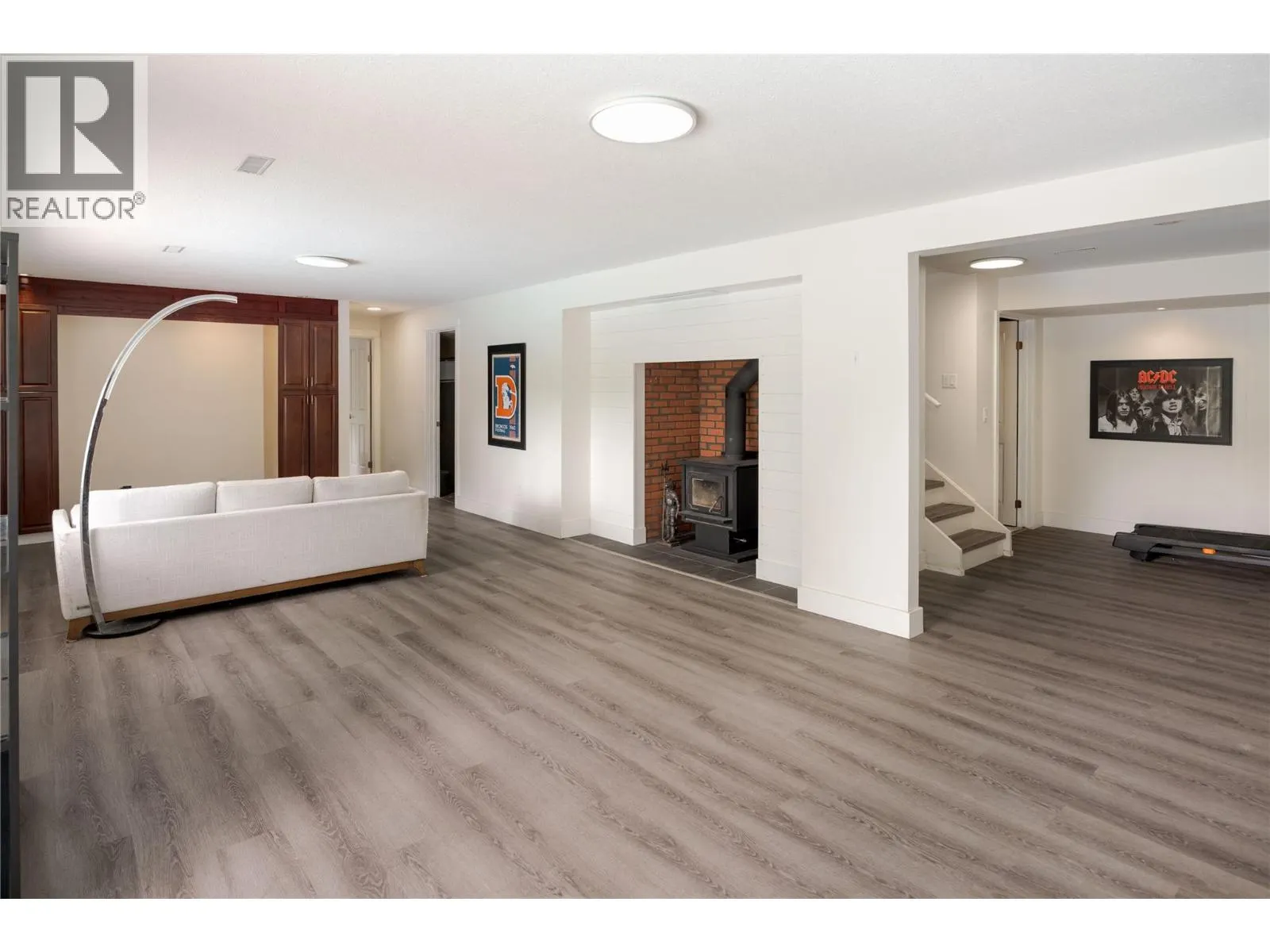 636 Thorneloe Road