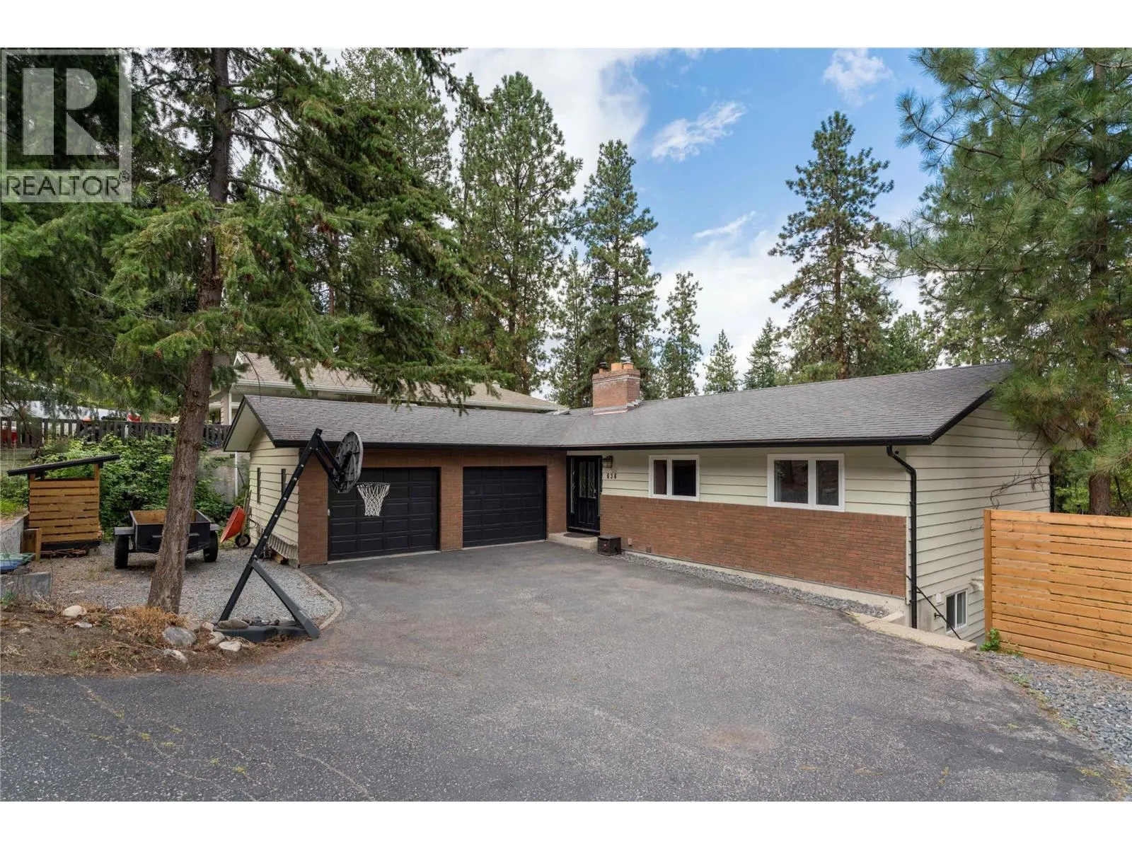 636 Thorneloe Road