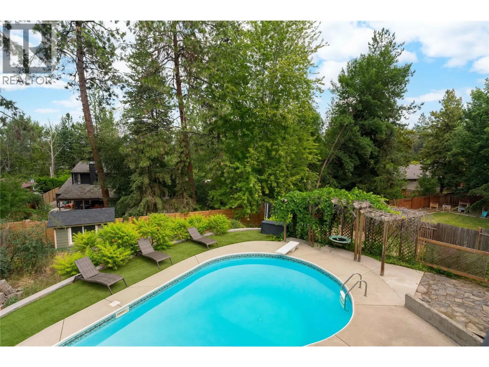636 Thorneloe Road