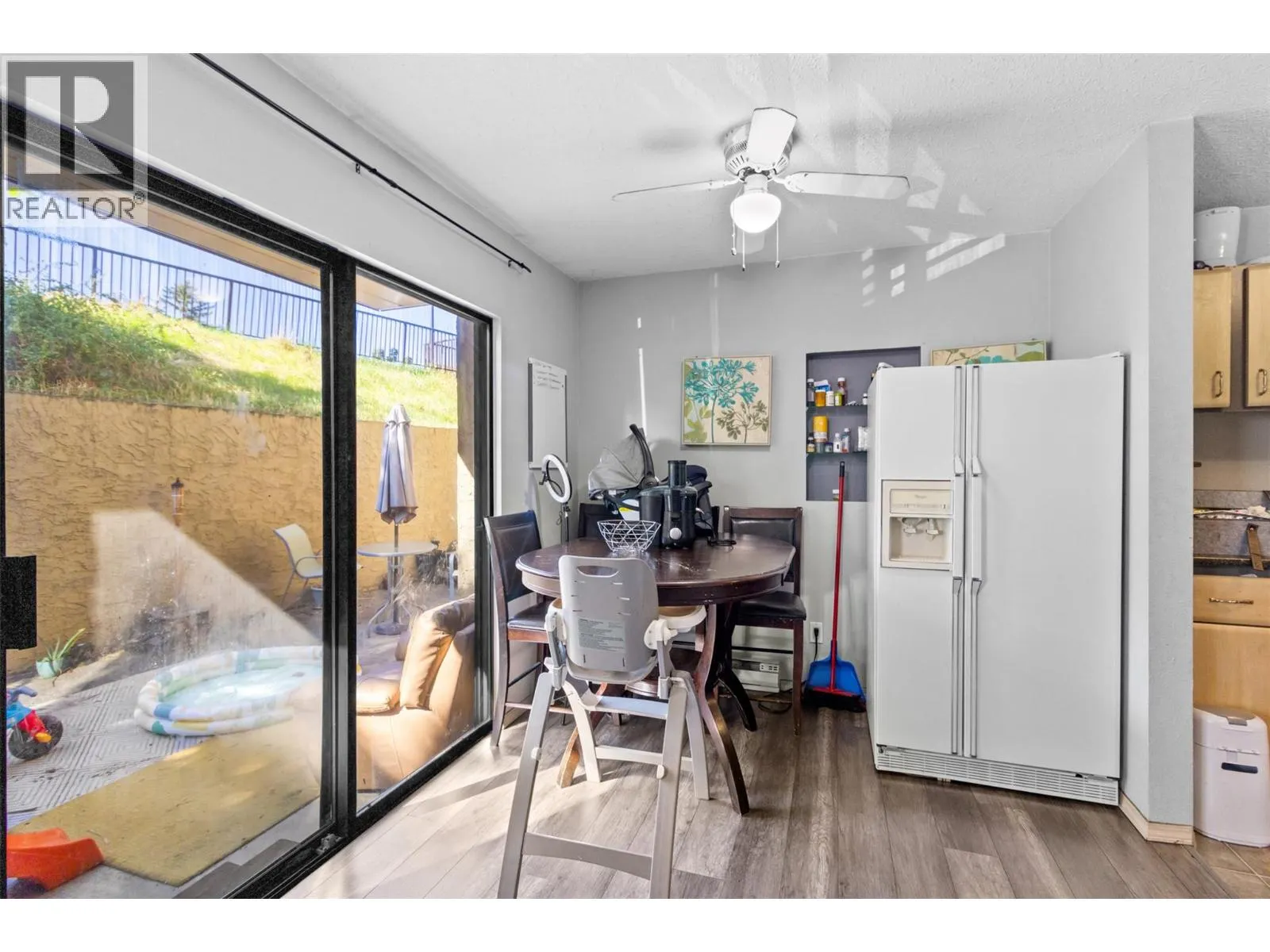 555 DALGLEISH Drive Unit# 202