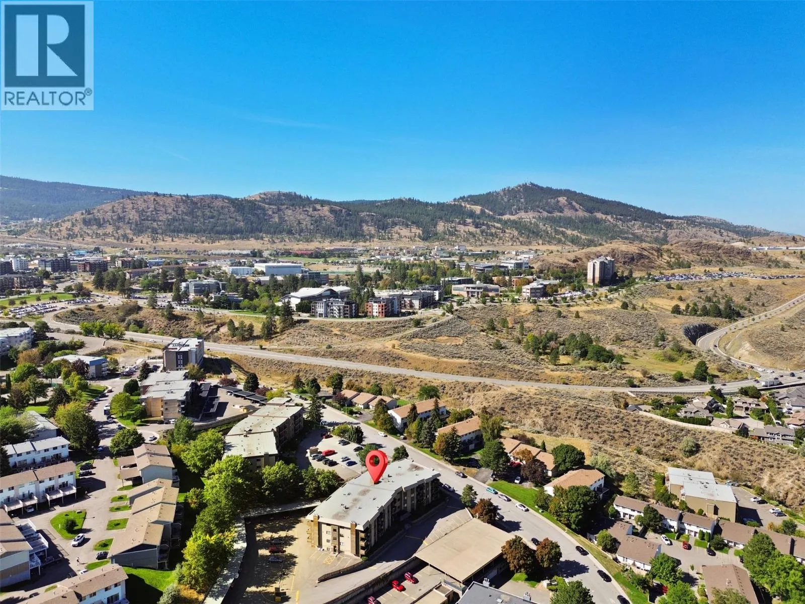 555 DALGLEISH Drive Unit# 202