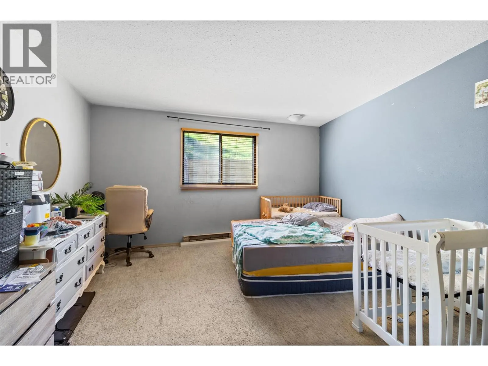 555 DALGLEISH Drive Unit# 202