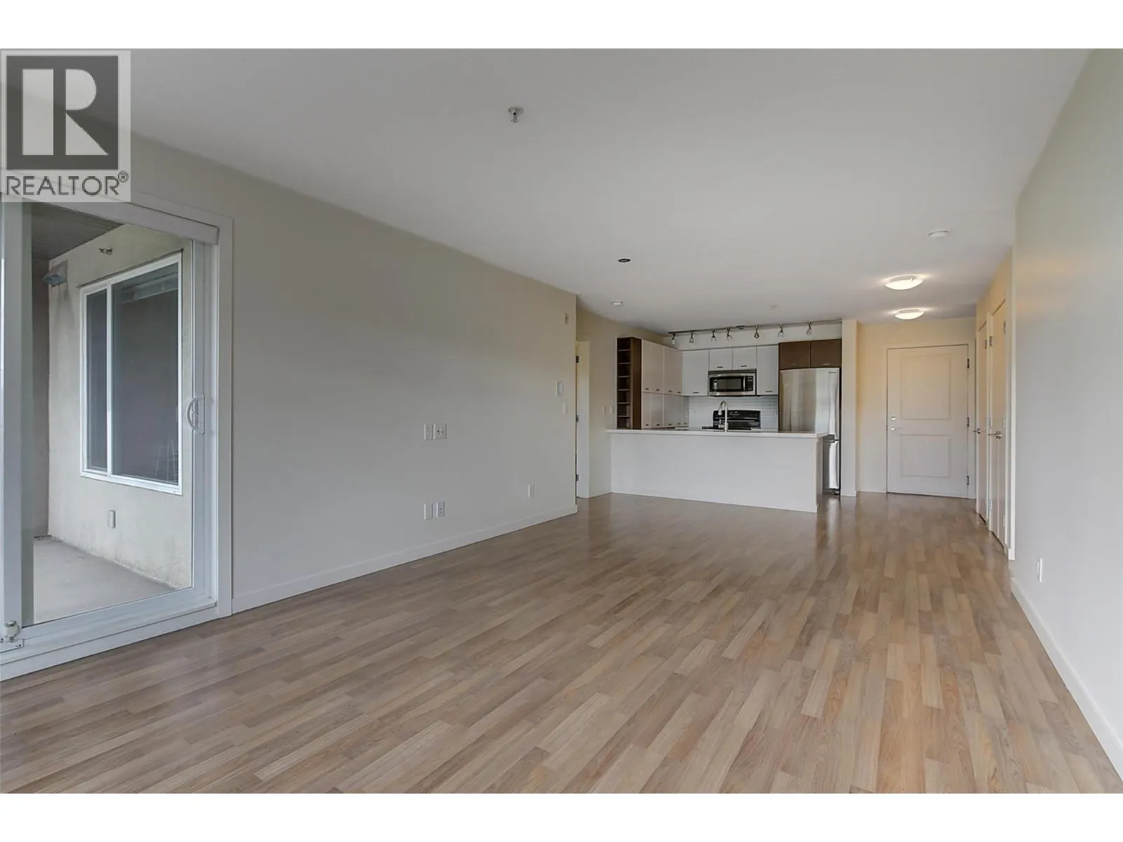 1550 Dickson Avenue Unit# 303
