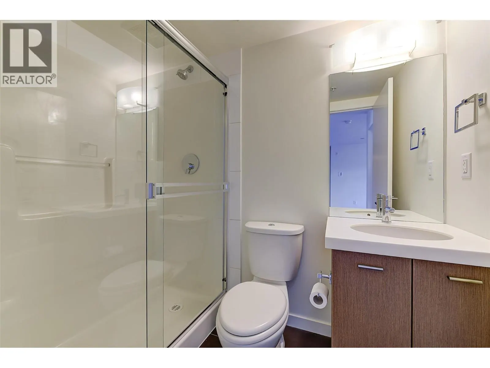 1550 Dickson Avenue Unit# 303
