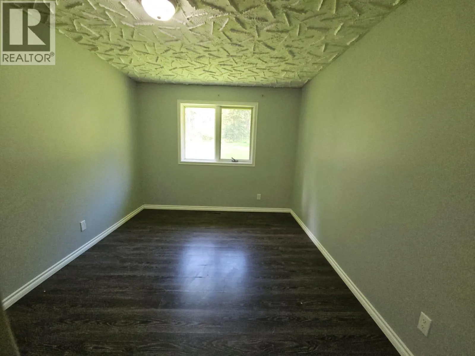 3511 Spruce Road