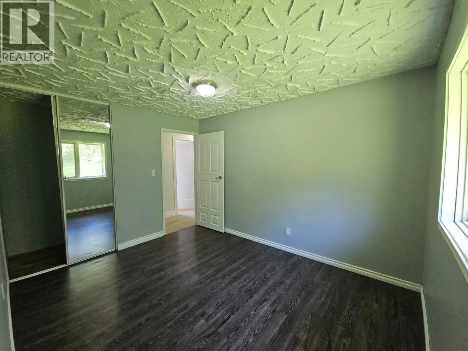 3511 Spruce Road