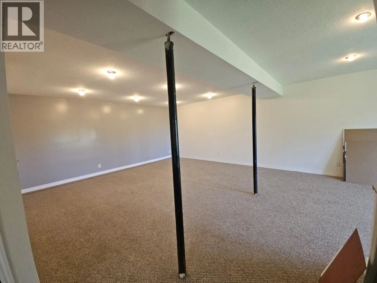 3511 Spruce Road