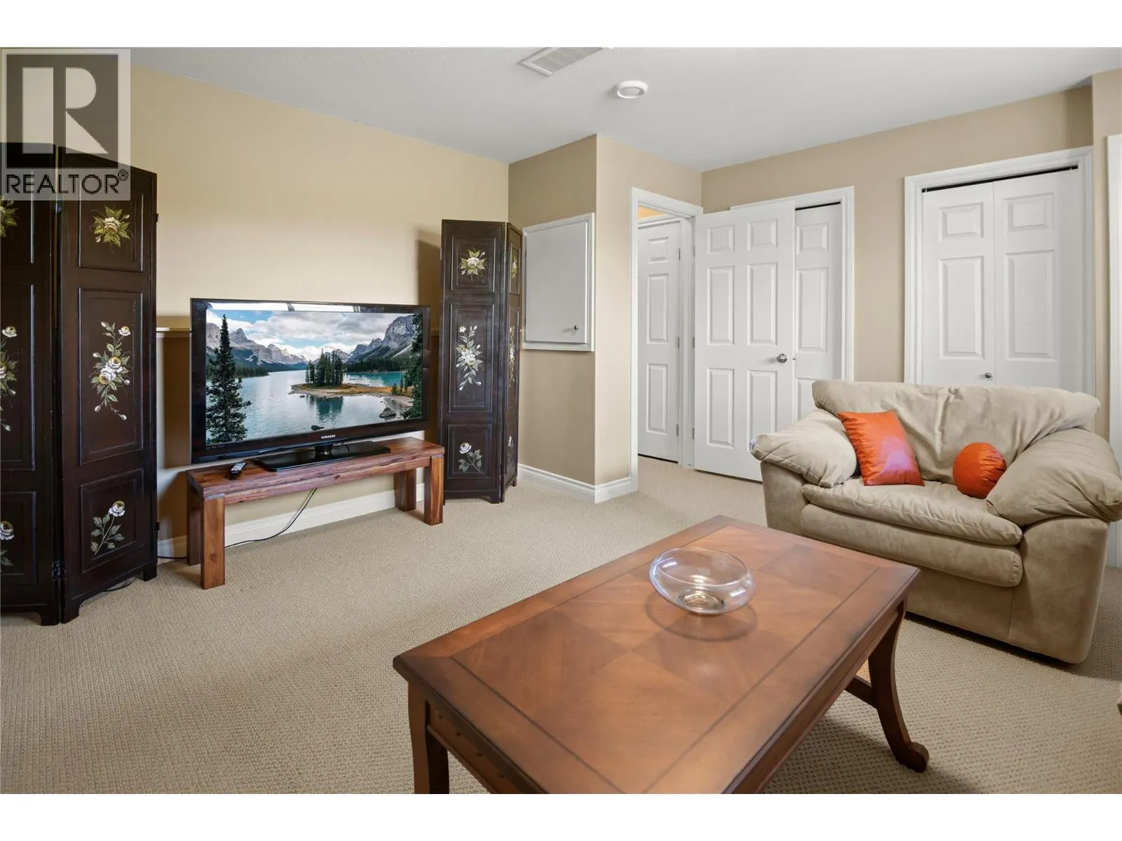 4878 Ridge Road Unit# 18