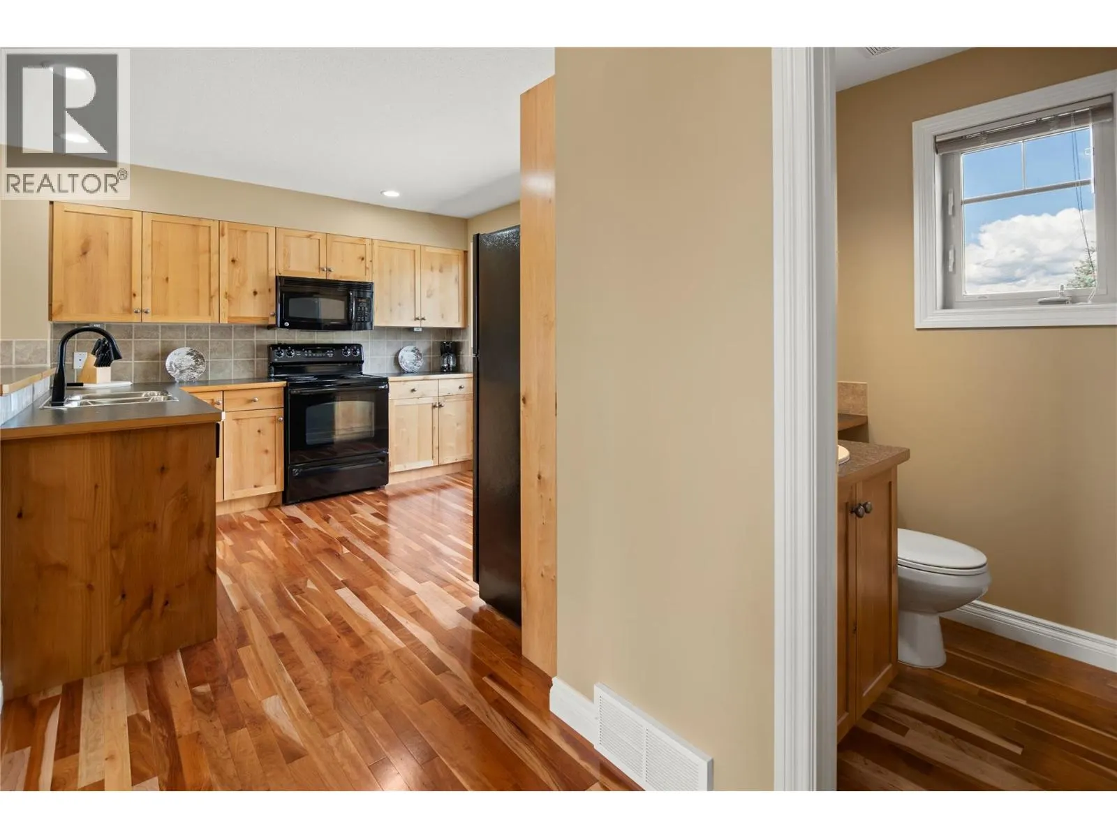 4878 Ridge Road Unit# 18
