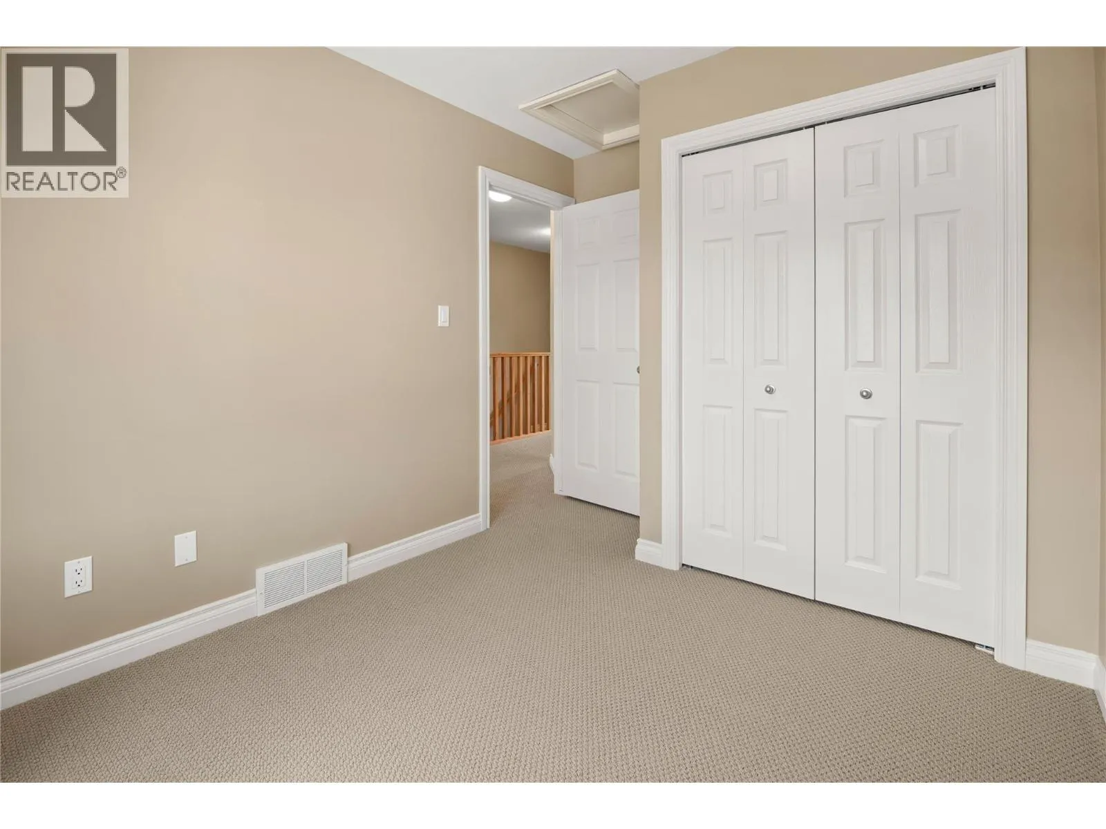 4878 Ridge Road Unit# 18