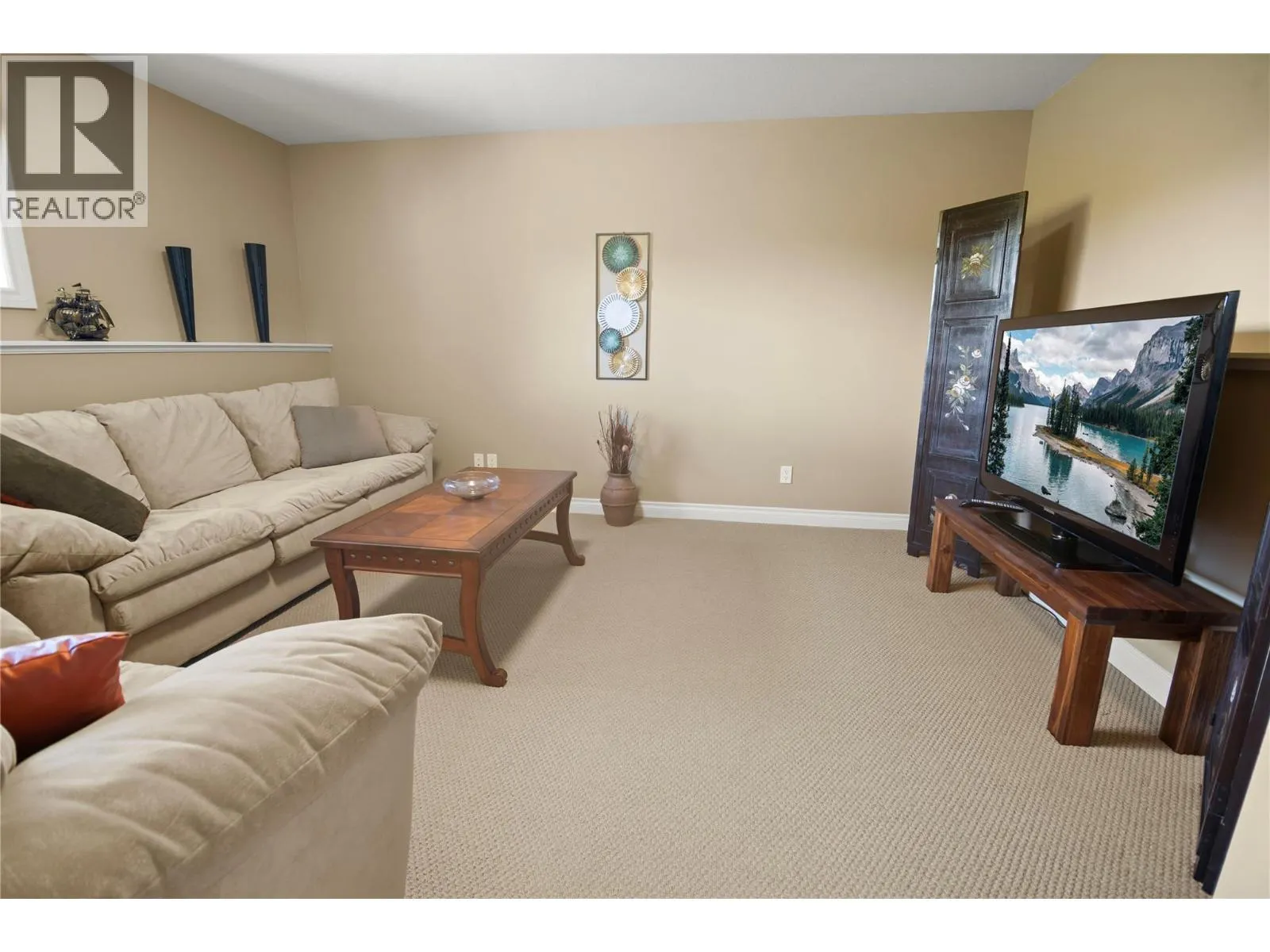 4878 Ridge Road Unit# 18
