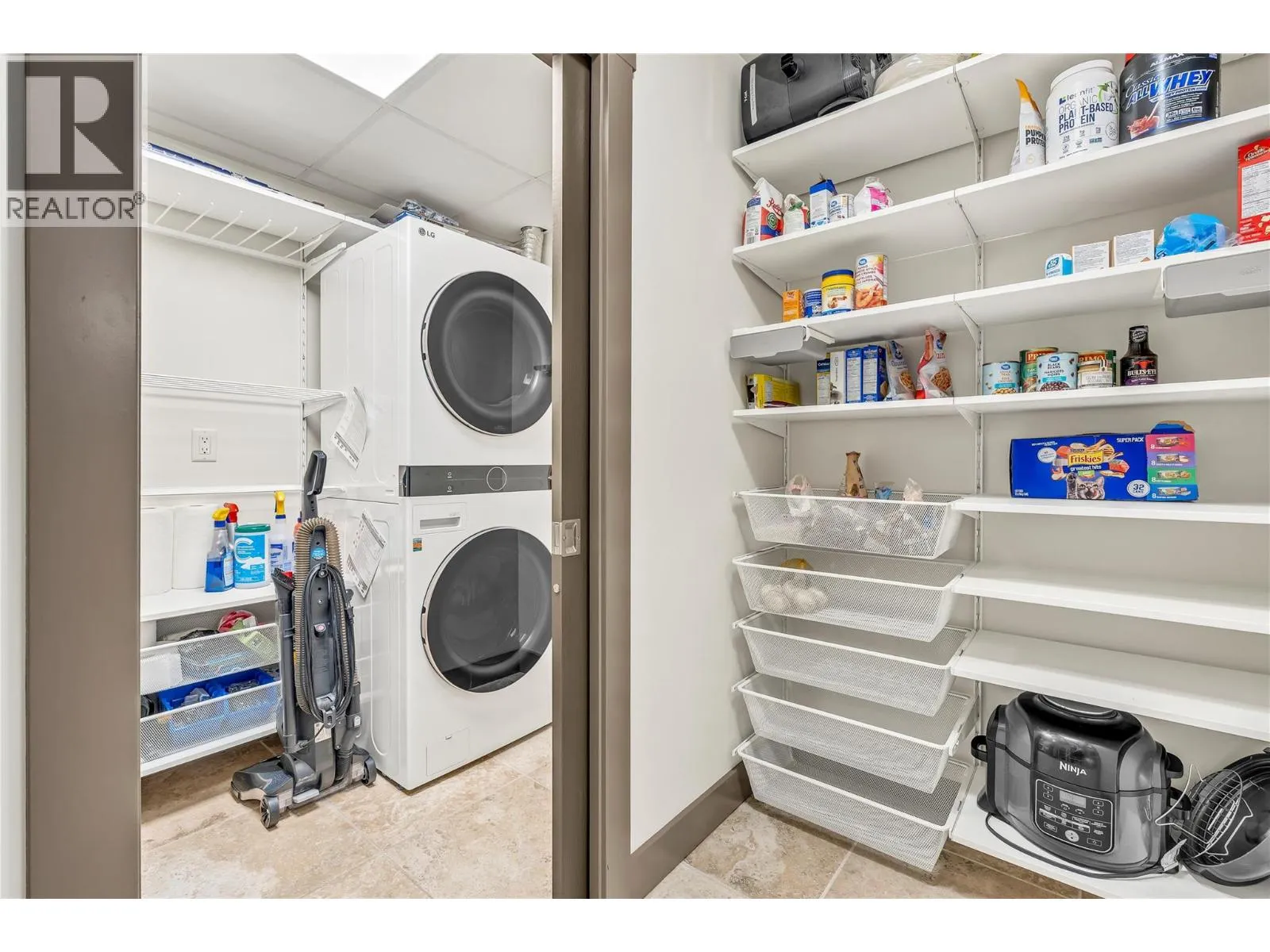 873 FORESTBROOK Drive Unit# 402