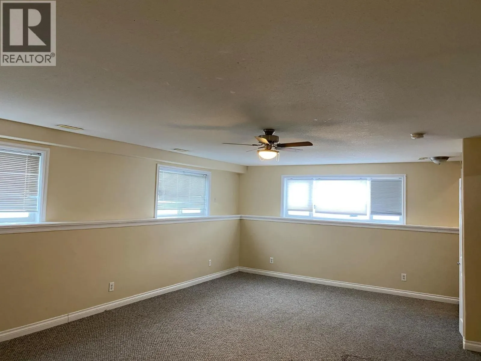 9636 15 Street Unit# 2
