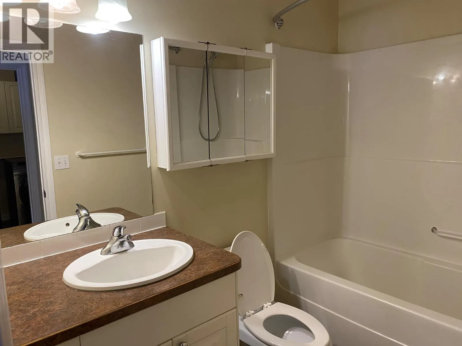 9636 15 Street Unit# 2