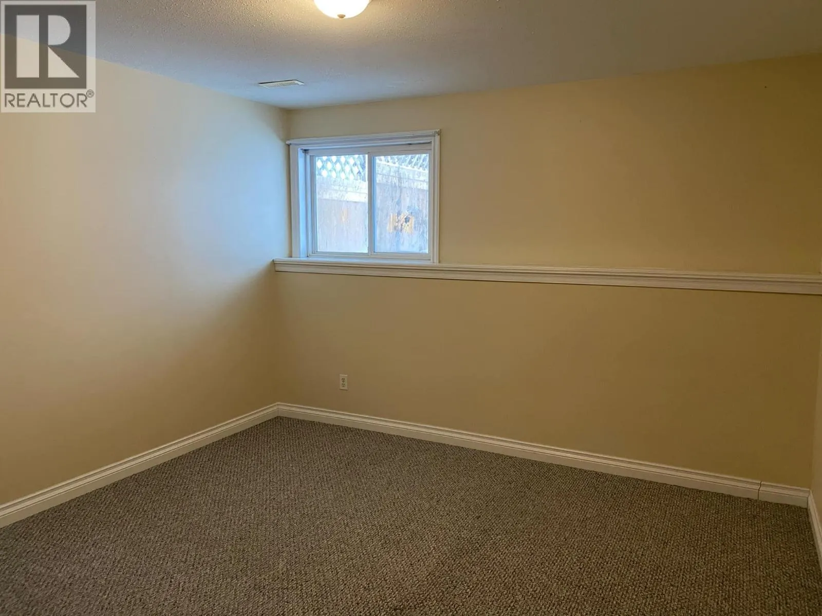 9636 15 Street Unit# 2