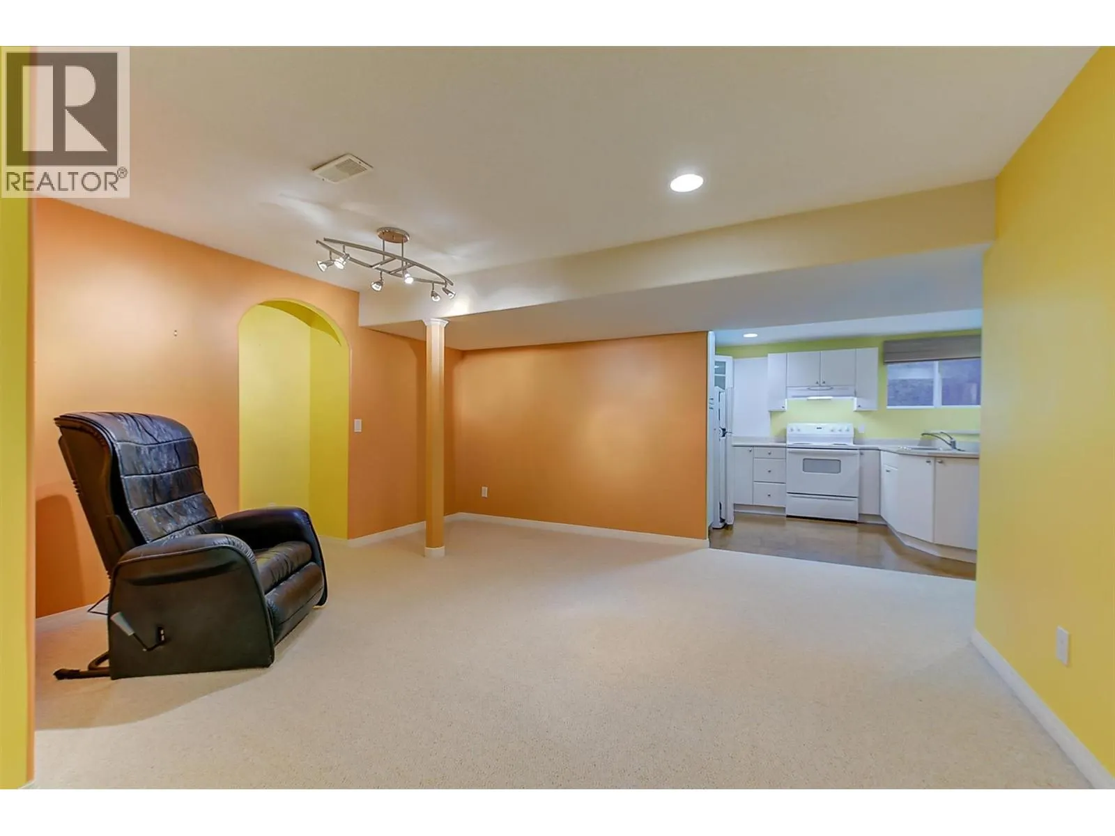 1188 Houghton Road Unit# 123