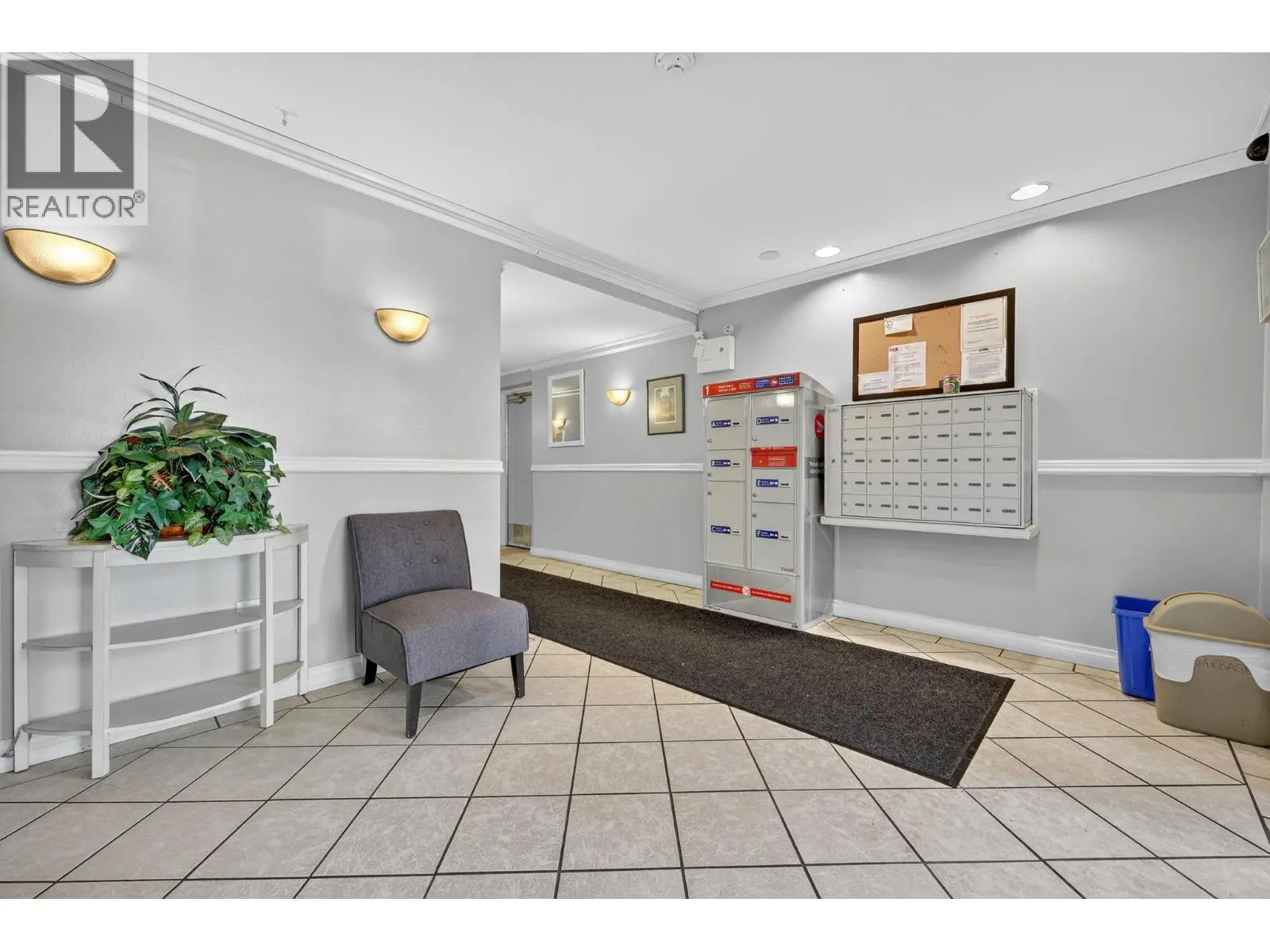 3115 De Montreuil Court Unit# 105