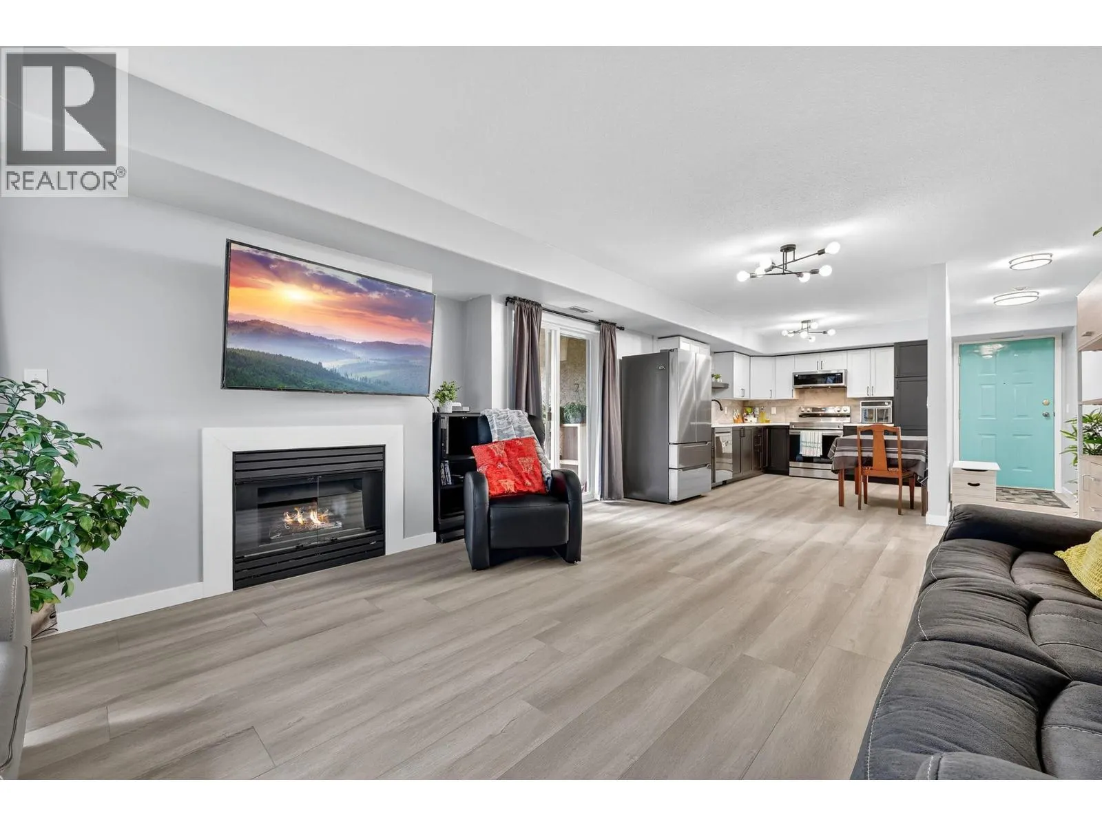 3115 De Montreuil Court Unit# 105