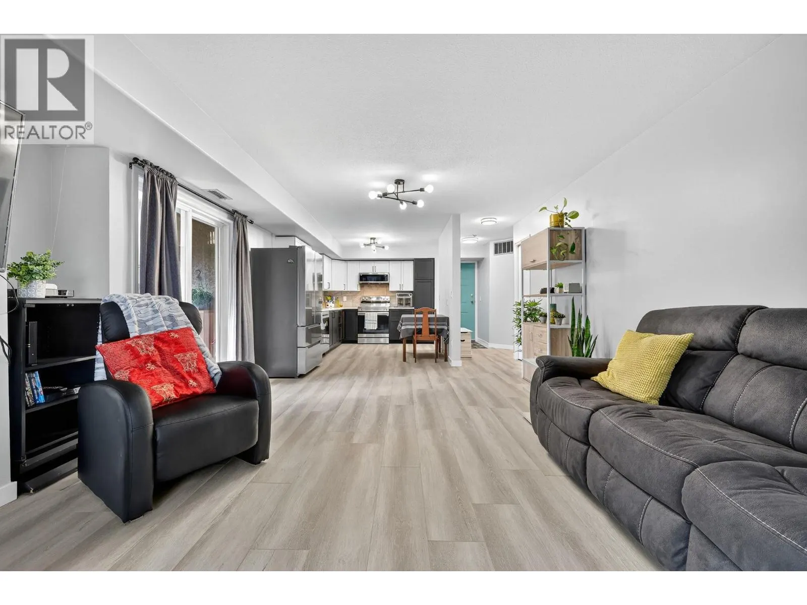 3115 De Montreuil Court Unit# 105