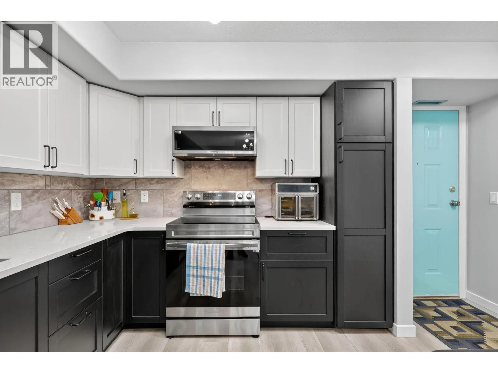 3115 De Montreuil Court Unit# 105