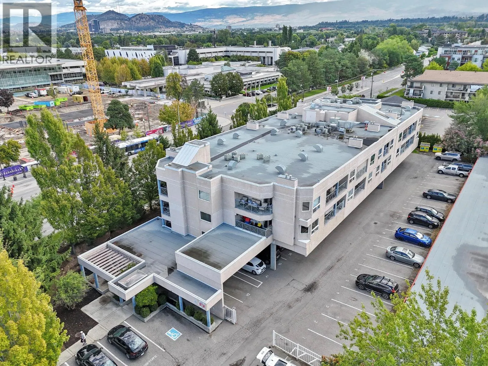 3115 De Montreuil Court Unit# 105