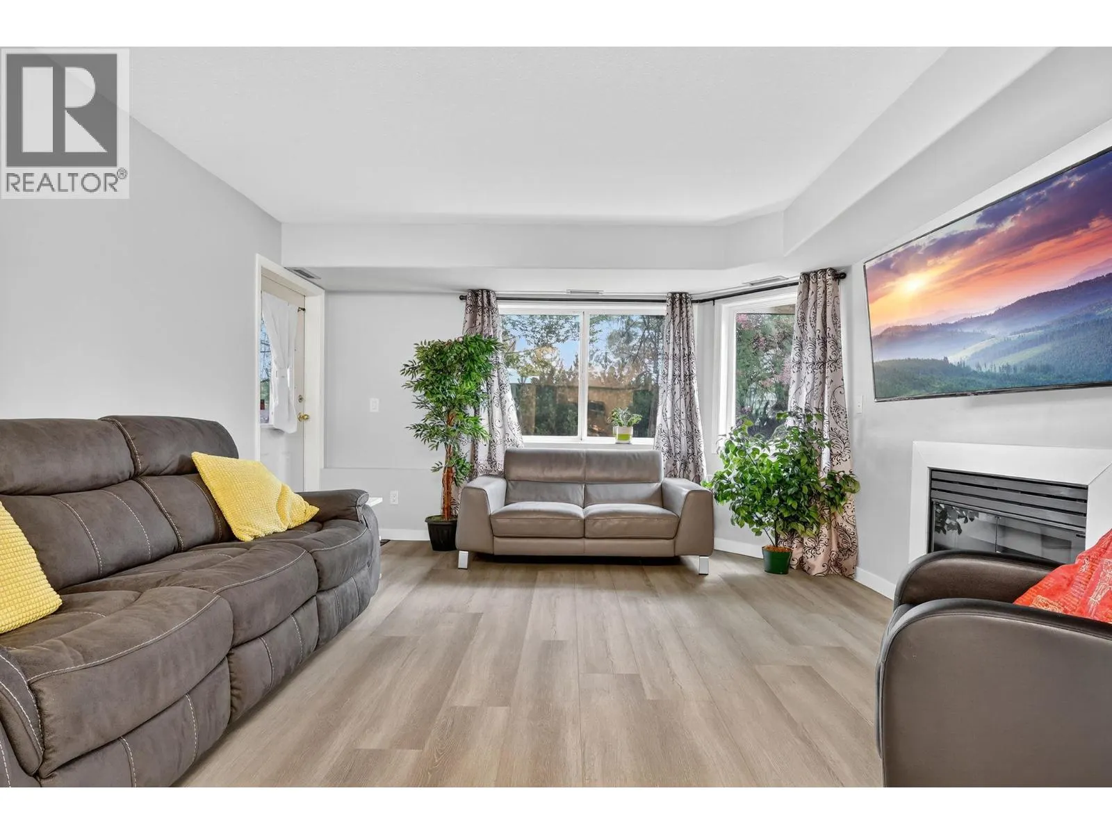 3115 De Montreuil Court Unit# 105