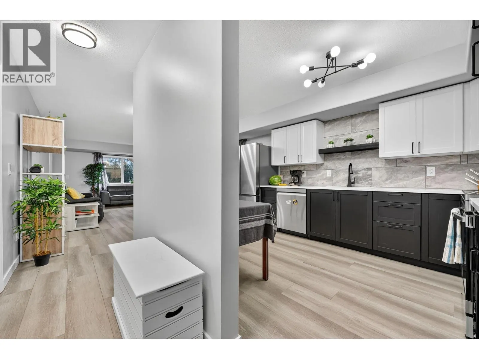 3115 De Montreuil Court Unit# 105