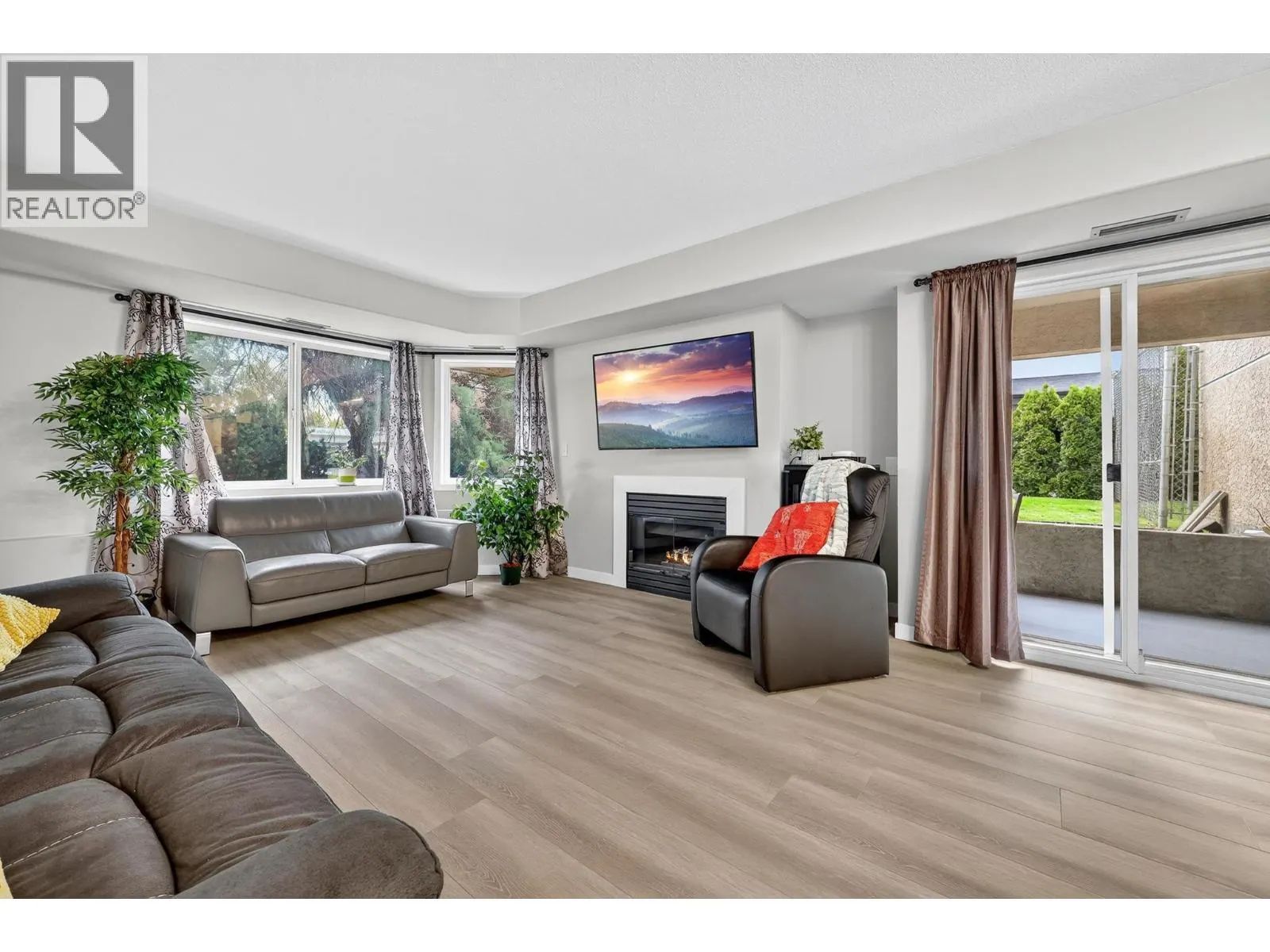 3115 De Montreuil Court Unit# 105