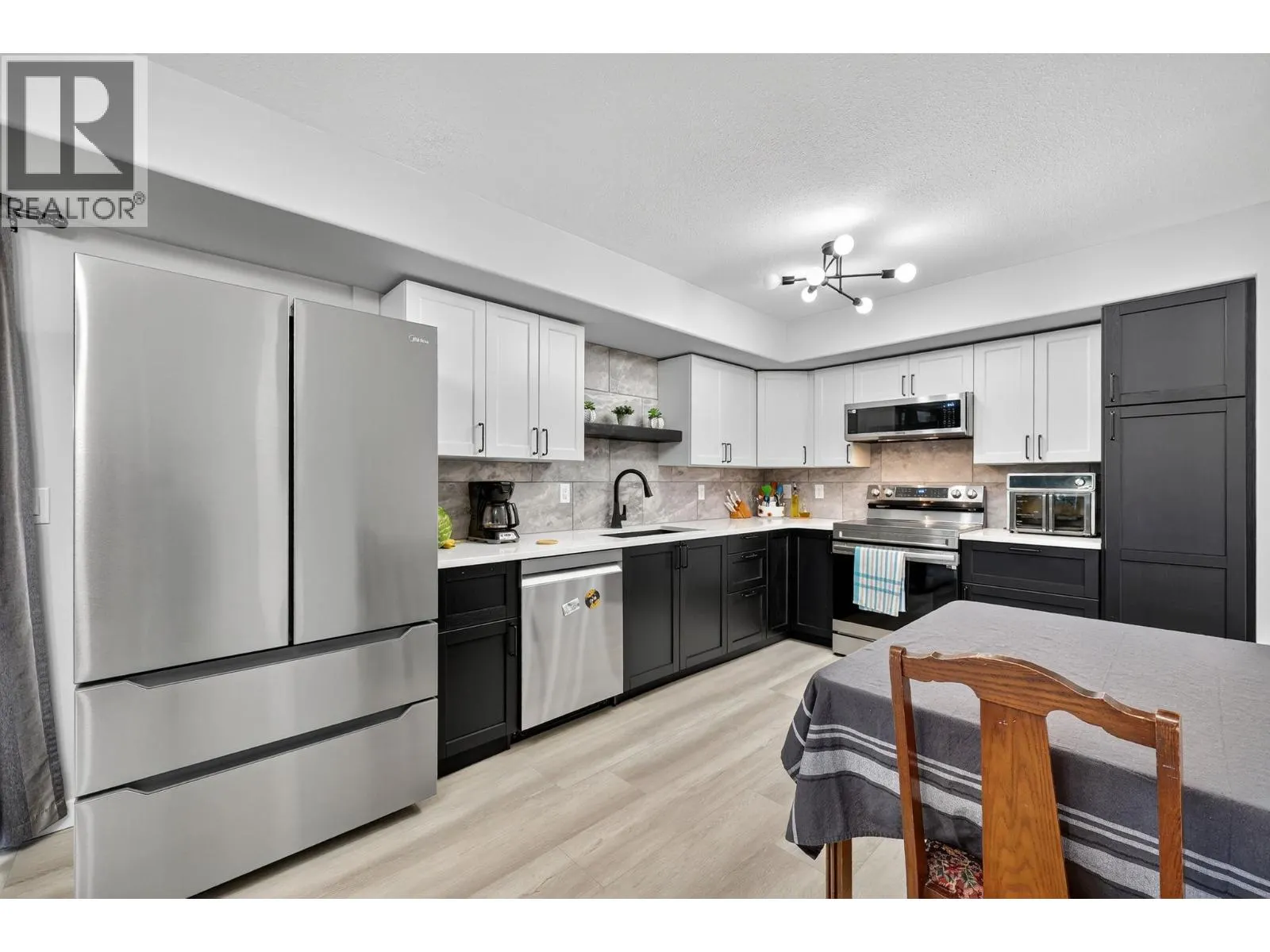 3115 De Montreuil Court Unit# 105