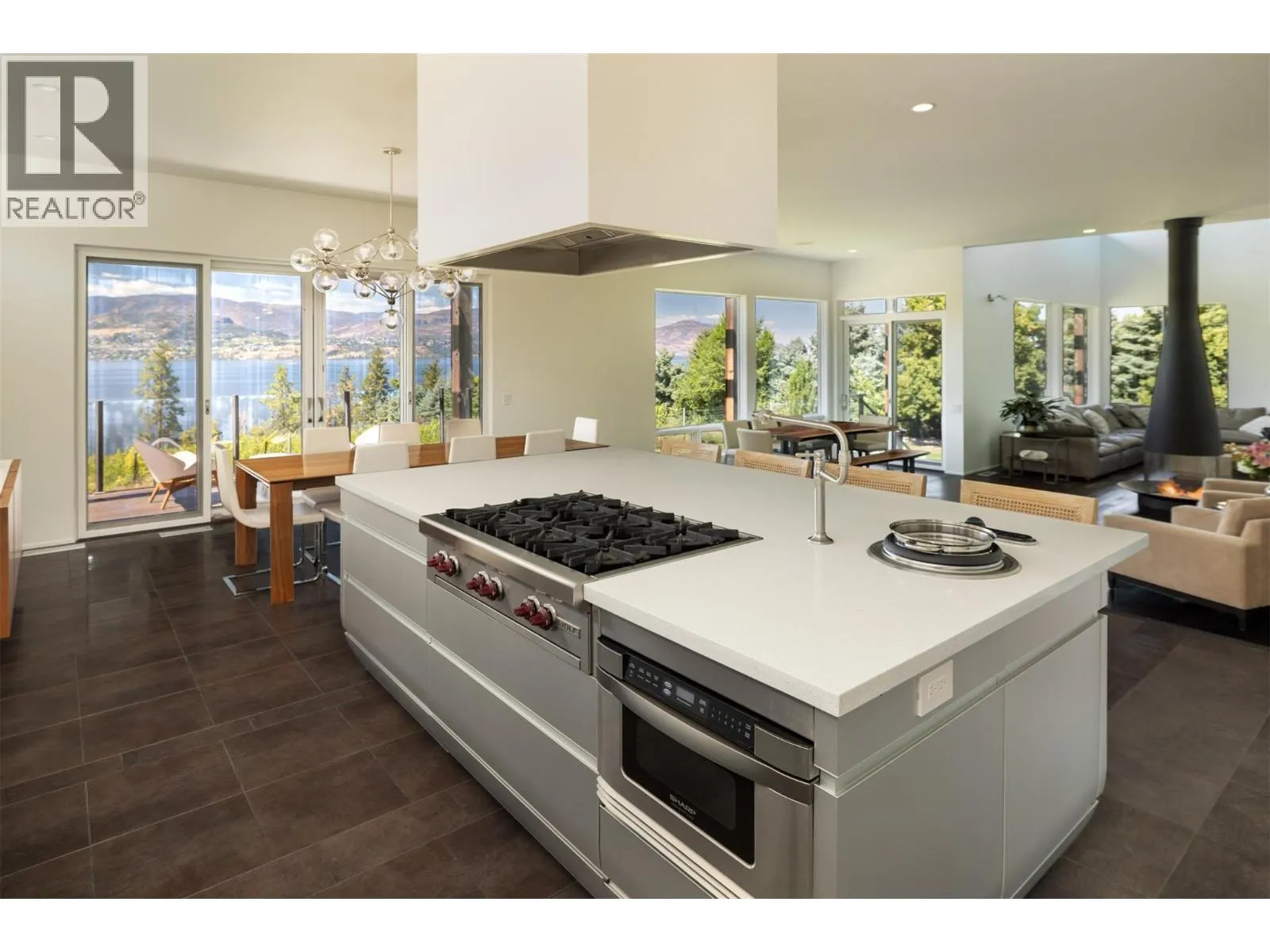 4840 Lakeshore Road