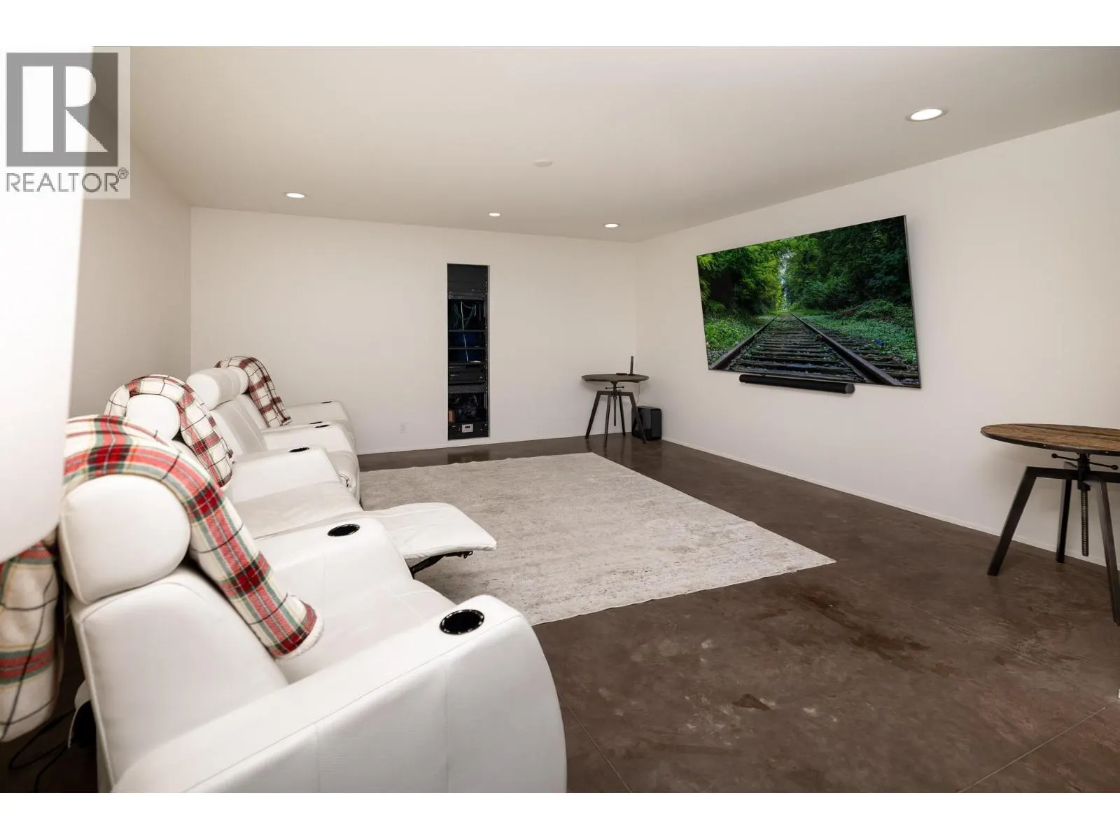 4840 Lakeshore Road