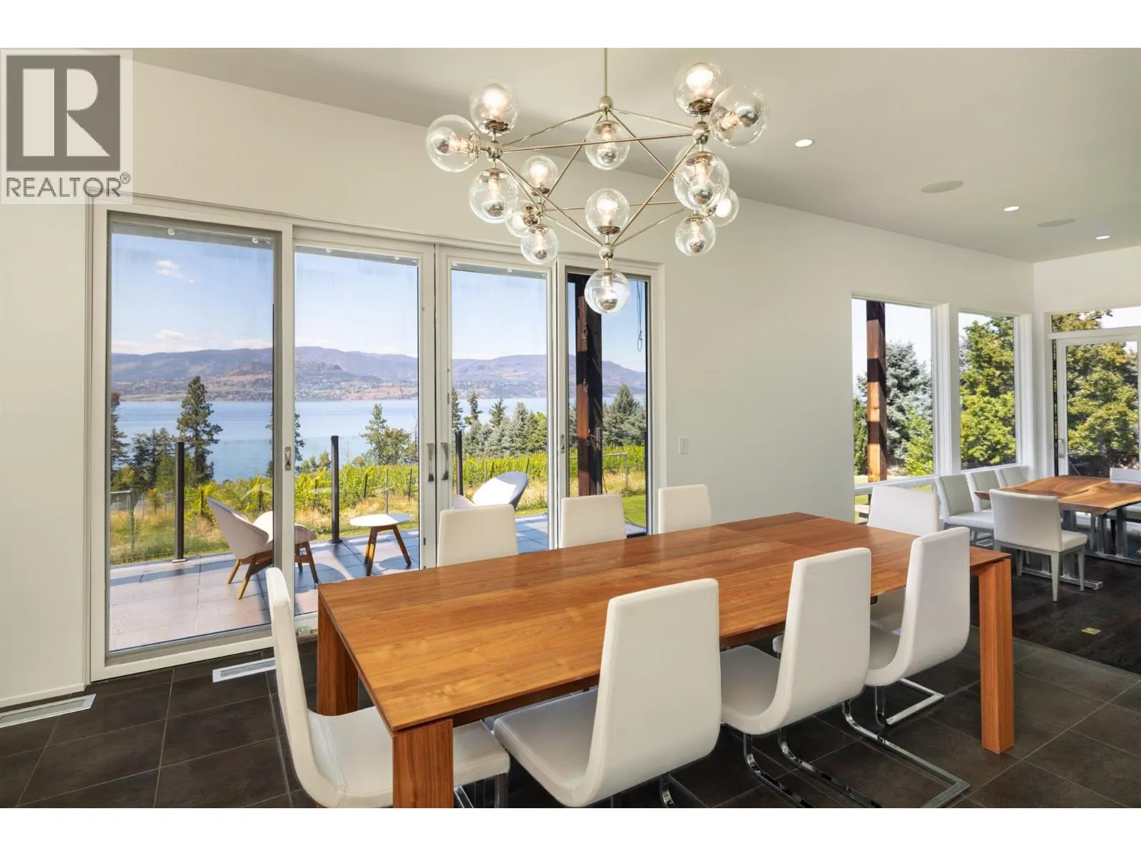 4840 Lakeshore Road