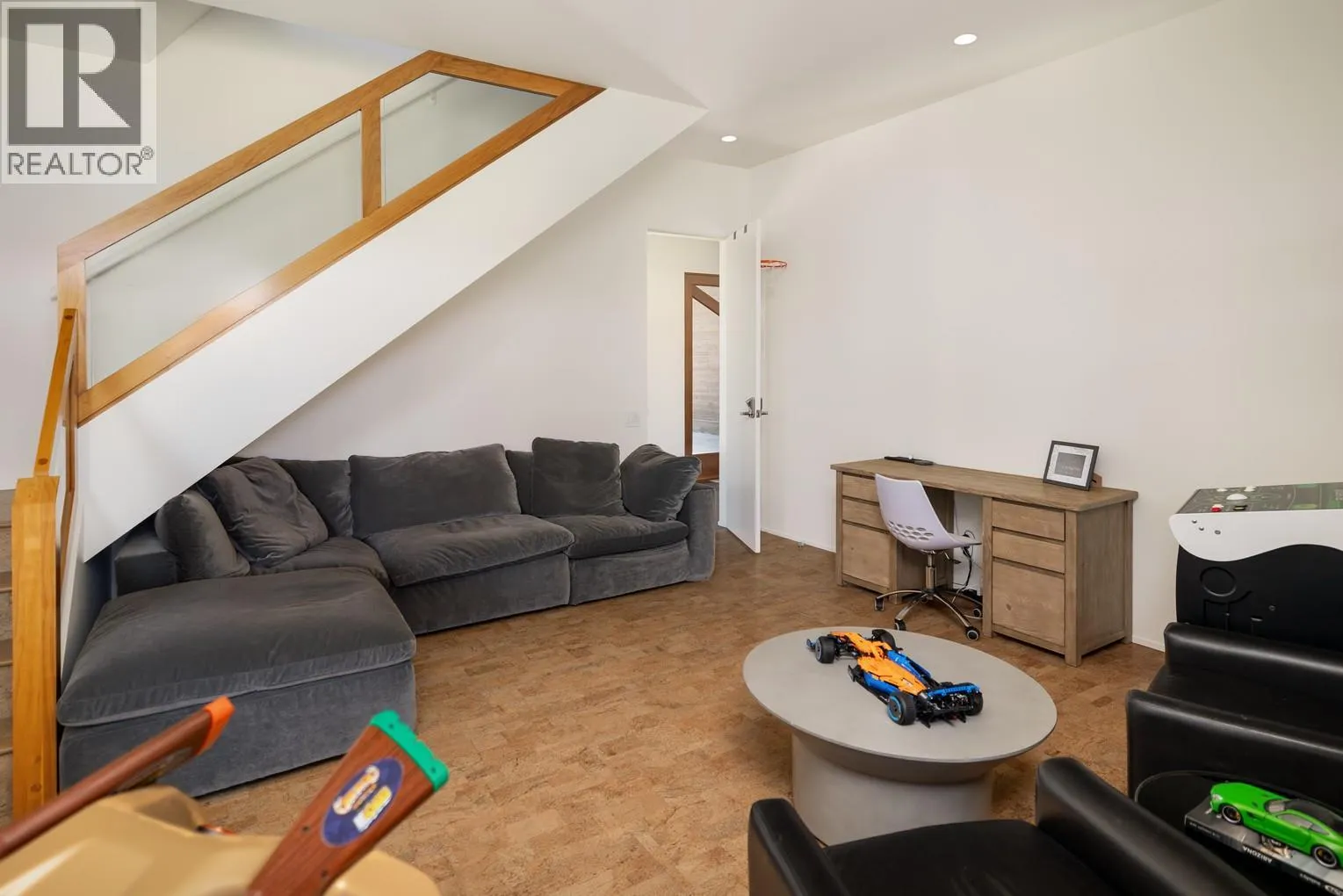4840 Lakeshore Road