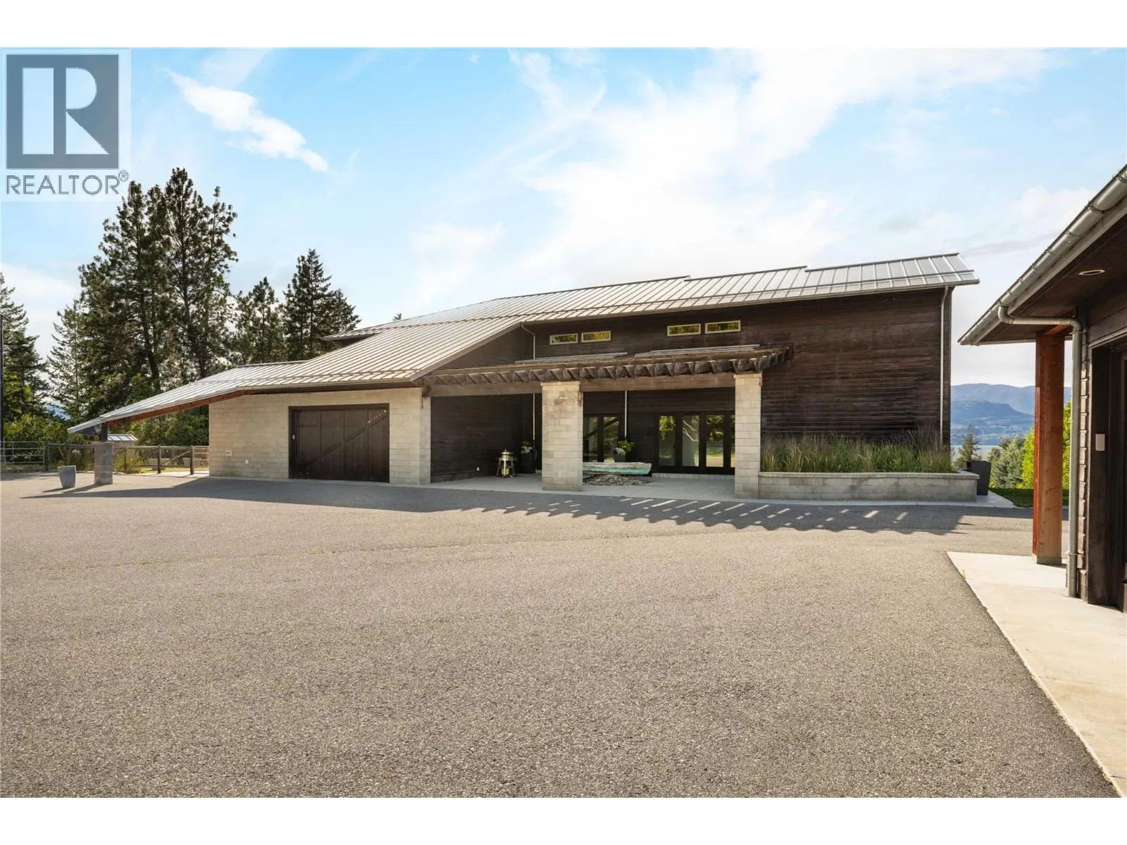 4840 Lakeshore Road