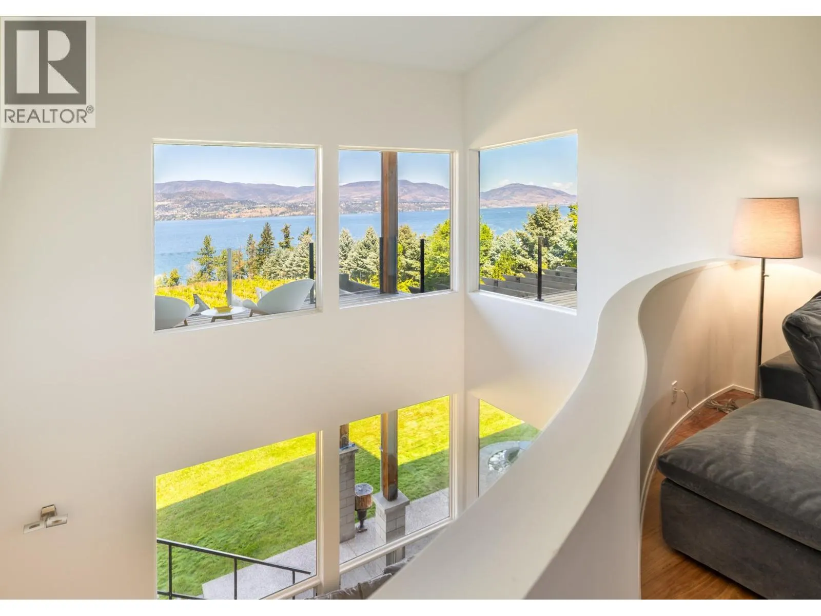 4840 Lakeshore Road